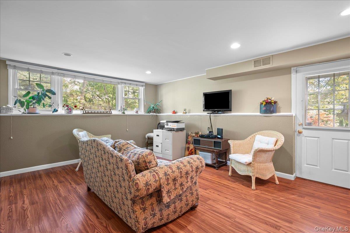 26 Rose Street – For Sale photo 20