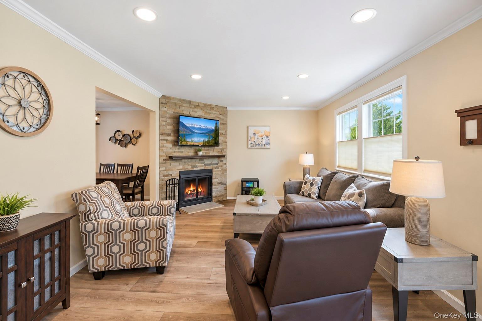 2 Adams Commons – For Sale photo 6