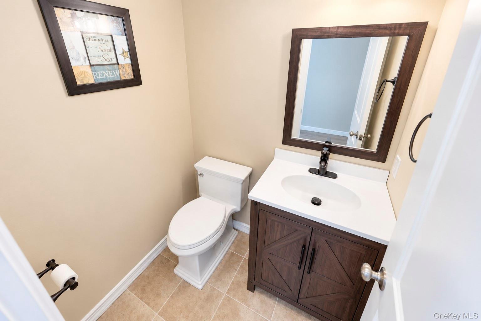 2 Adams Commons – For Sale photo 17