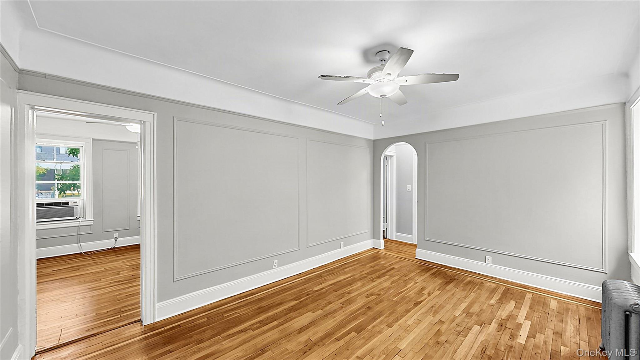 45-14 43rd Street, Unit 1E photo 4