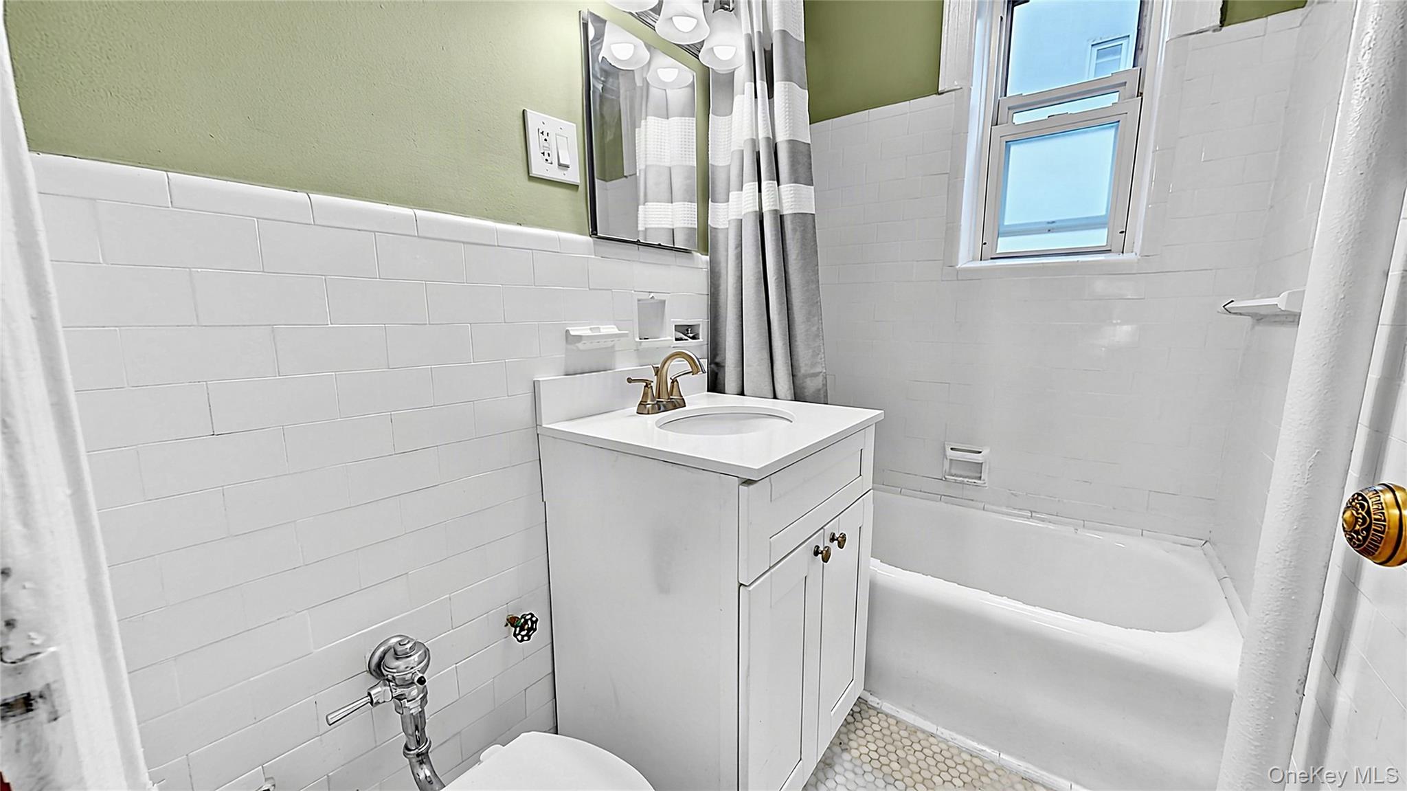 45-14 43rd Street, Unit 1E photo 9