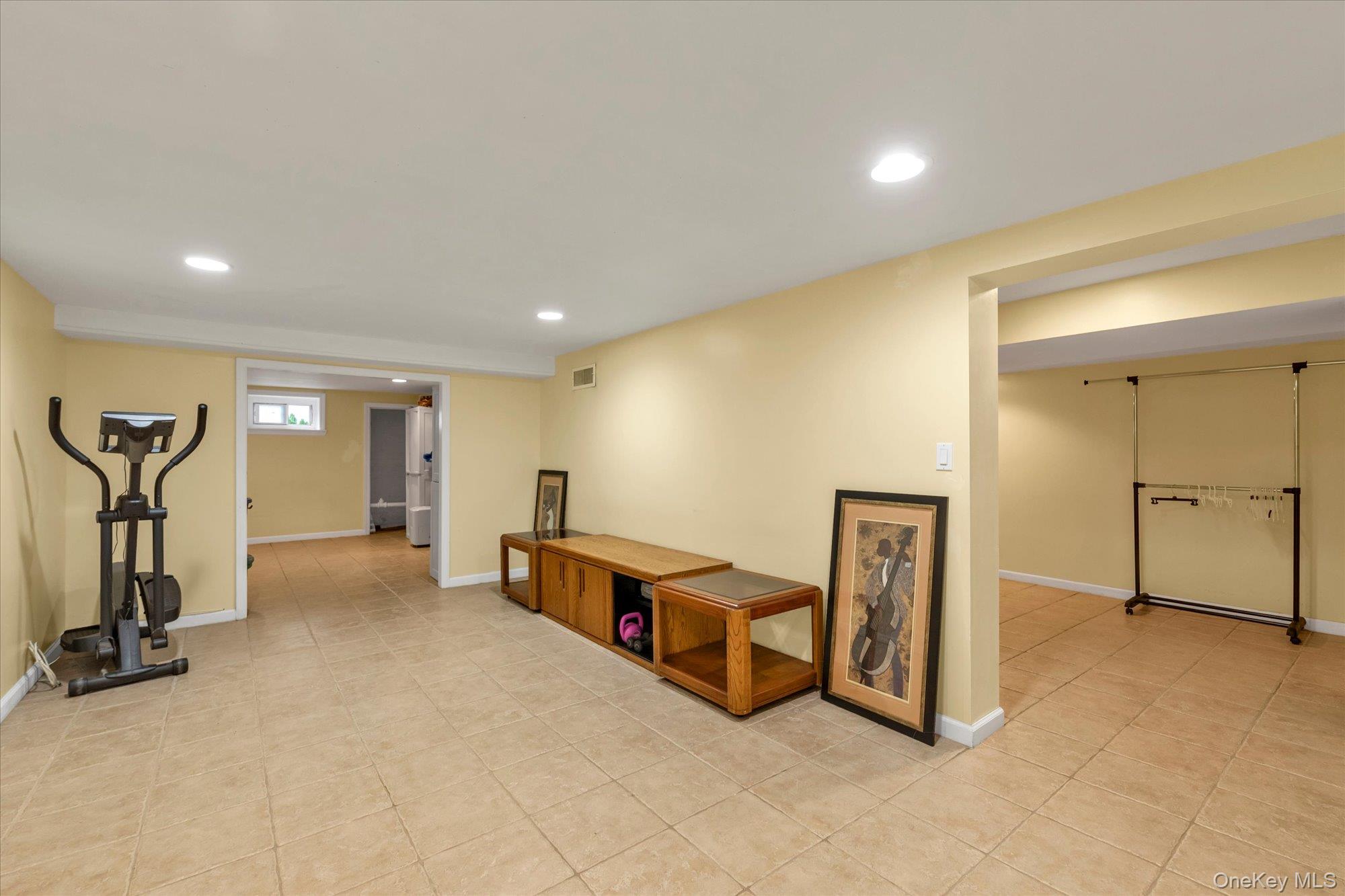 12 Kingston Street – For Sale photo 17