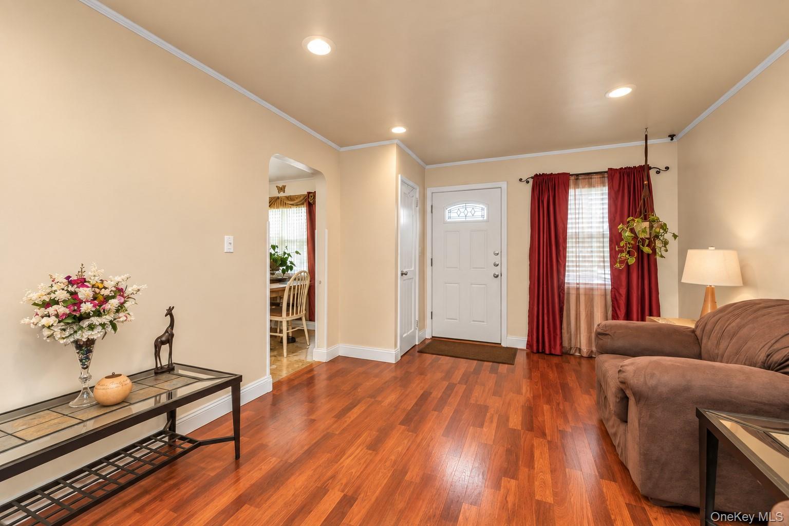 12 Kingston Street – For Sale photo 4