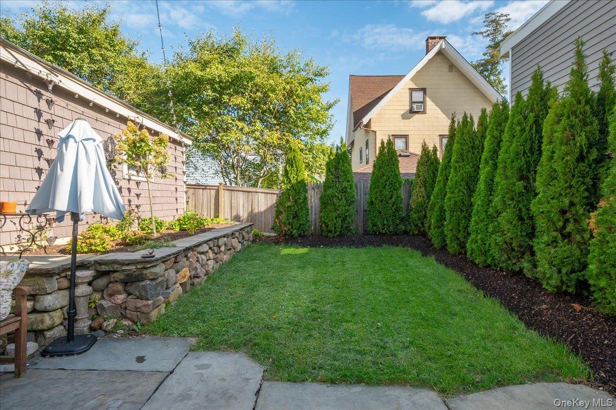 42 2nd Avenue – For Sale photo 30
