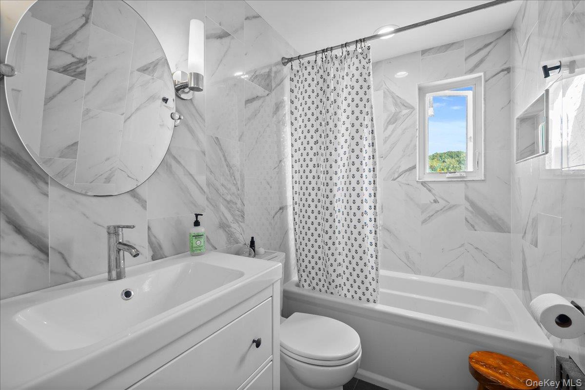 42 2nd Avenue – For Sale photo 21