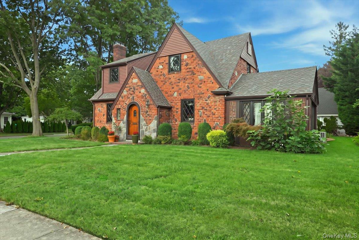 119 Somerset Avenue – For Sale photo 2