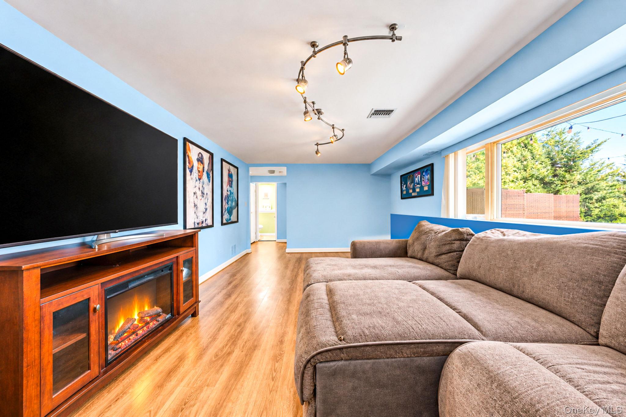 833 N Fulton Avenue – For Sale photo 11