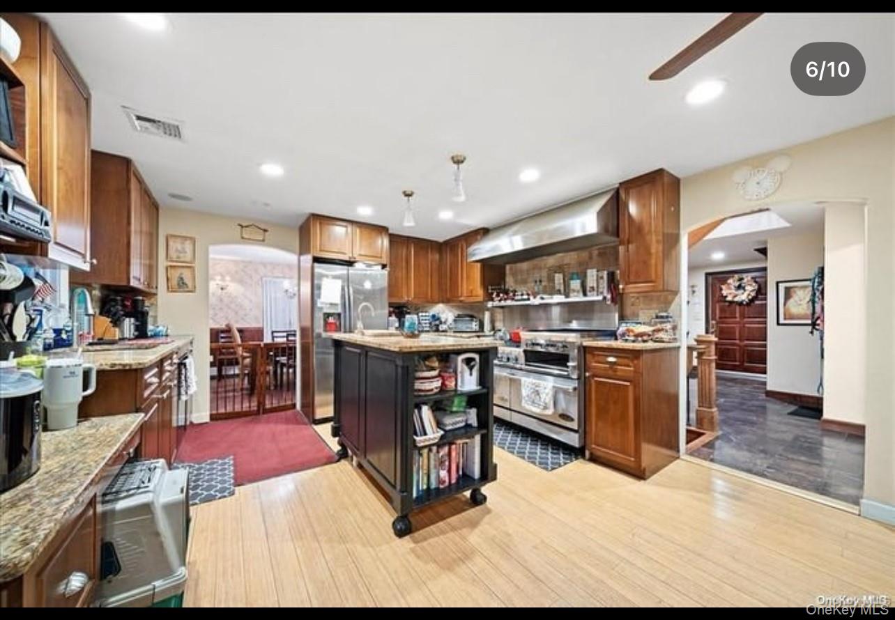 5 Vivona Court – For Sale photo 5