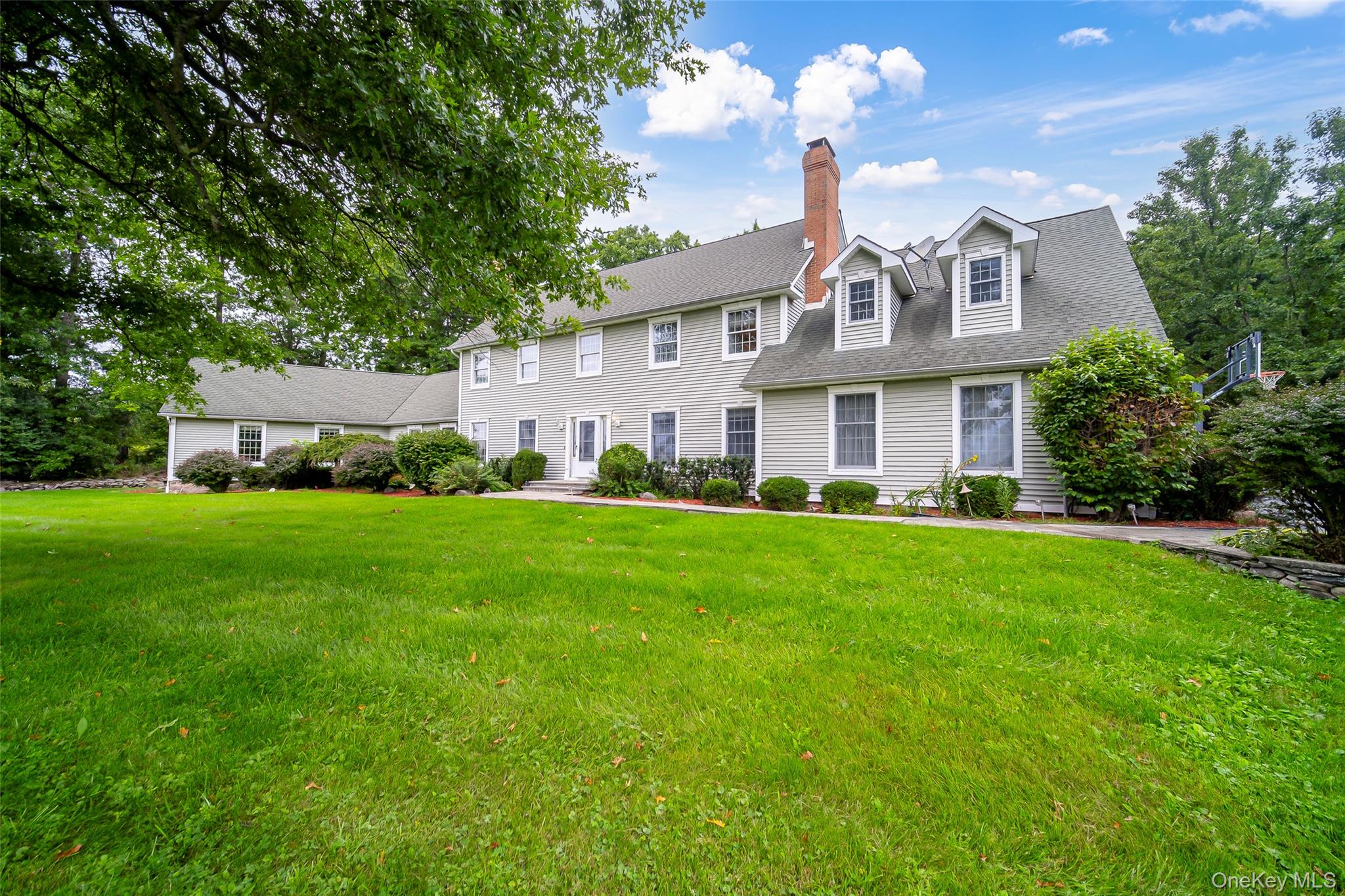 4 Fox Hollow Drive – For Sale