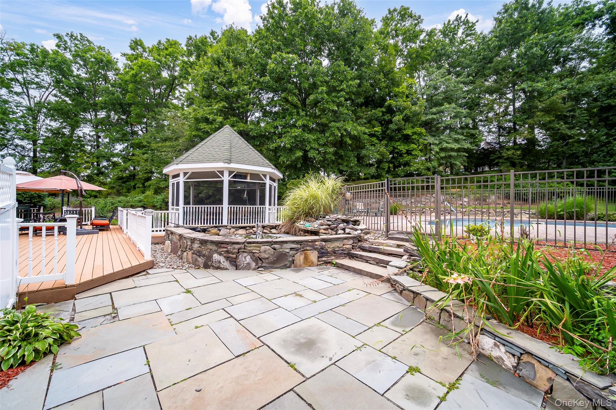 4 Fox Hollow Drive – For Sale photo 37