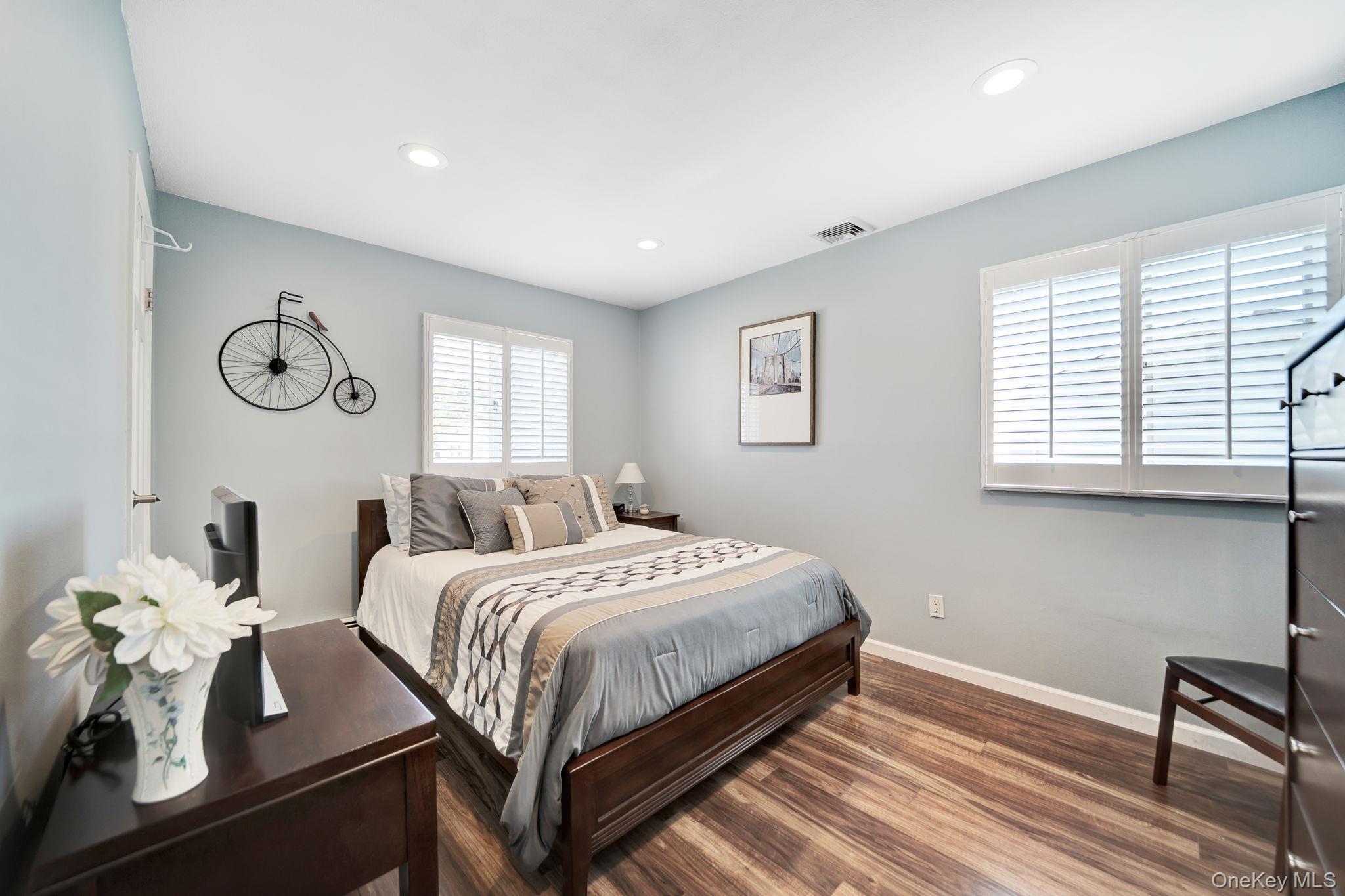 113 N Lewis Avenue – For Sale photo 17