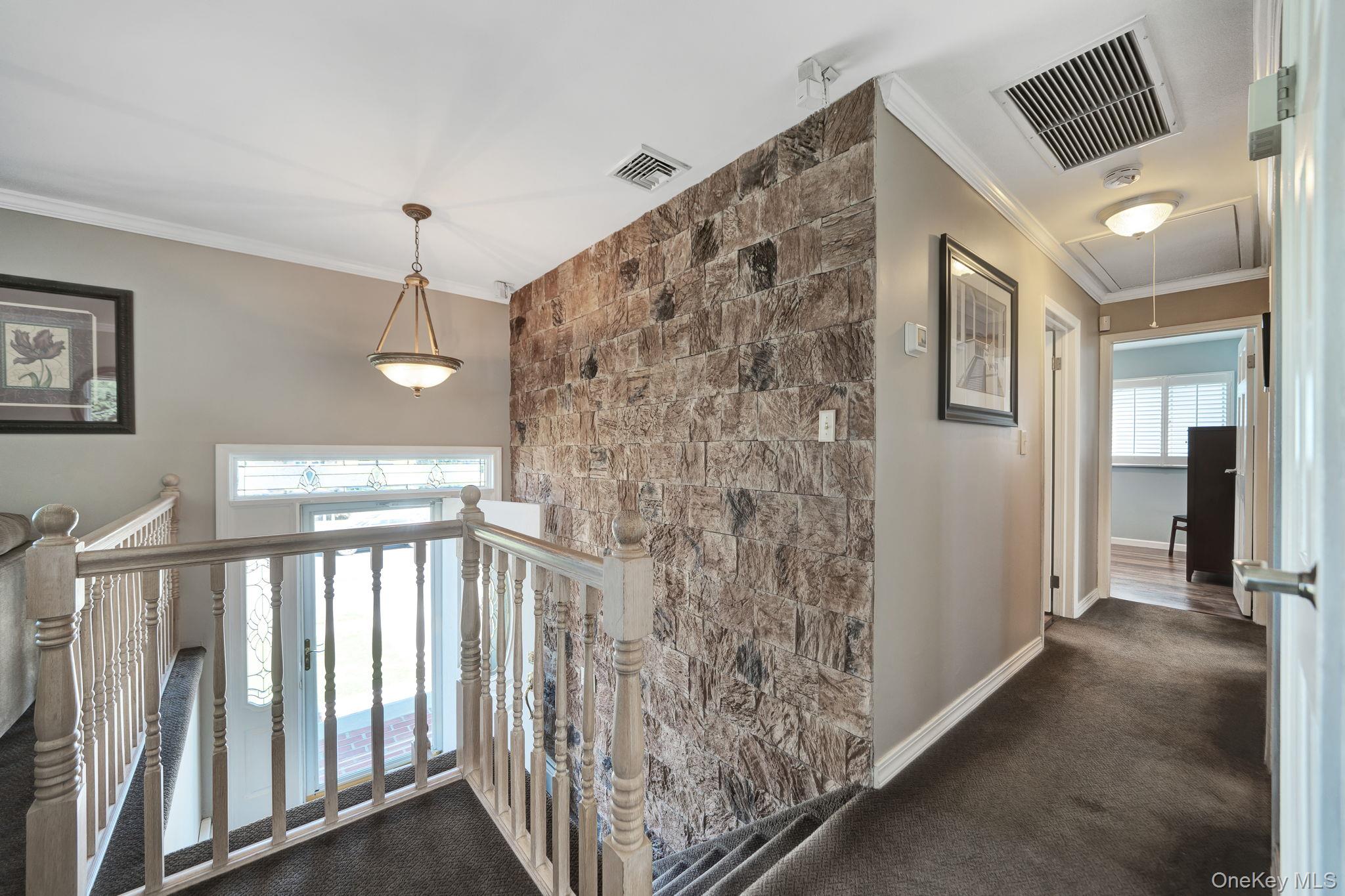 113 N Lewis Avenue – For Sale photo 13