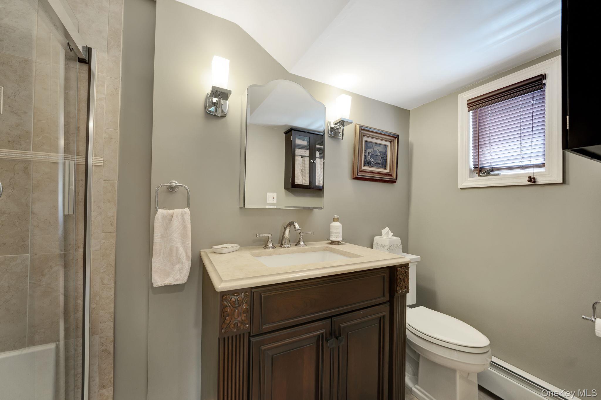 113 N Lewis Avenue – For Sale photo 28
