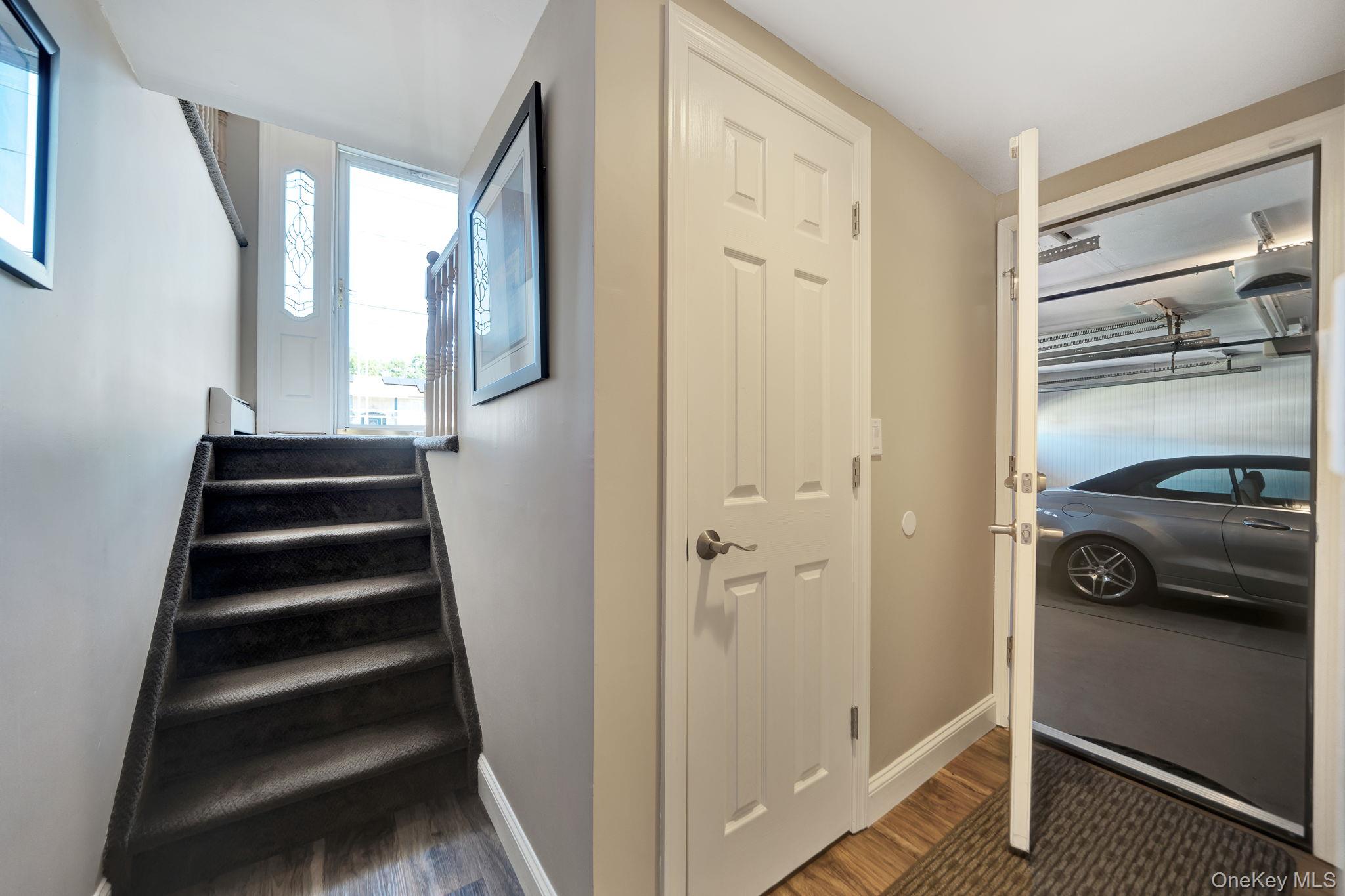 113 N Lewis Avenue – For Sale photo 19
