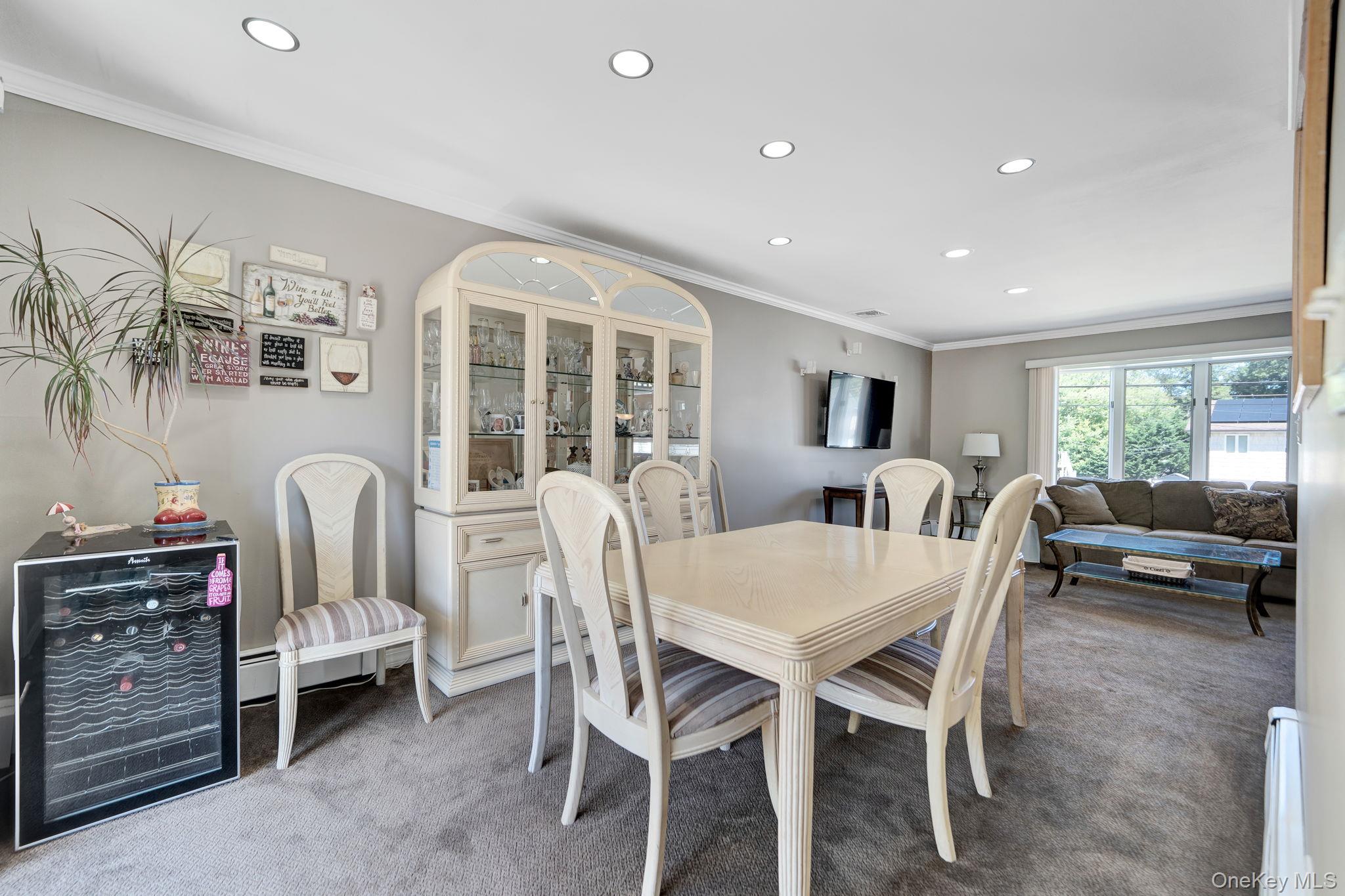 113 N Lewis Avenue – For Sale photo 9