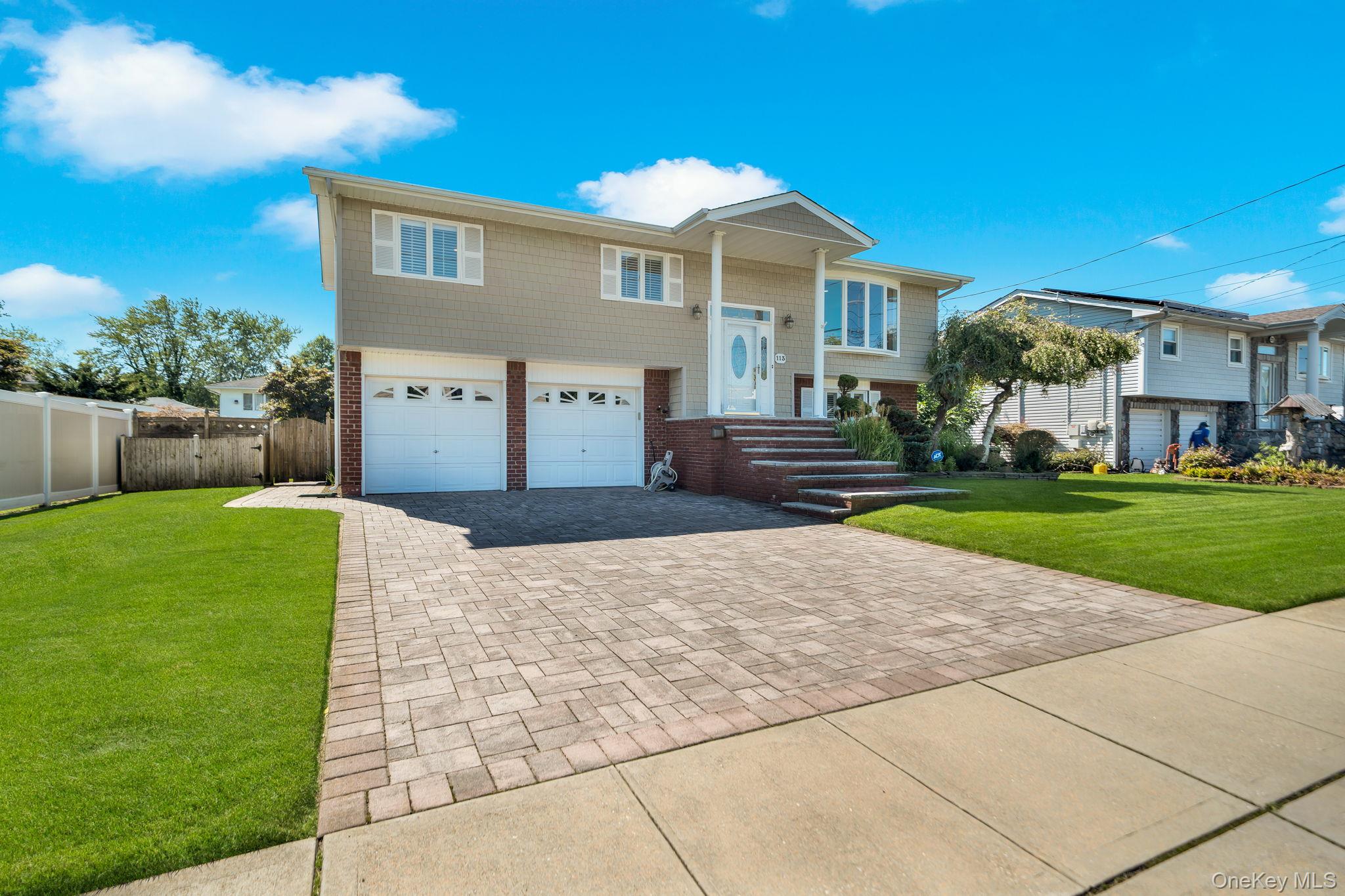 113 N Lewis Avenue – For Sale photo 2