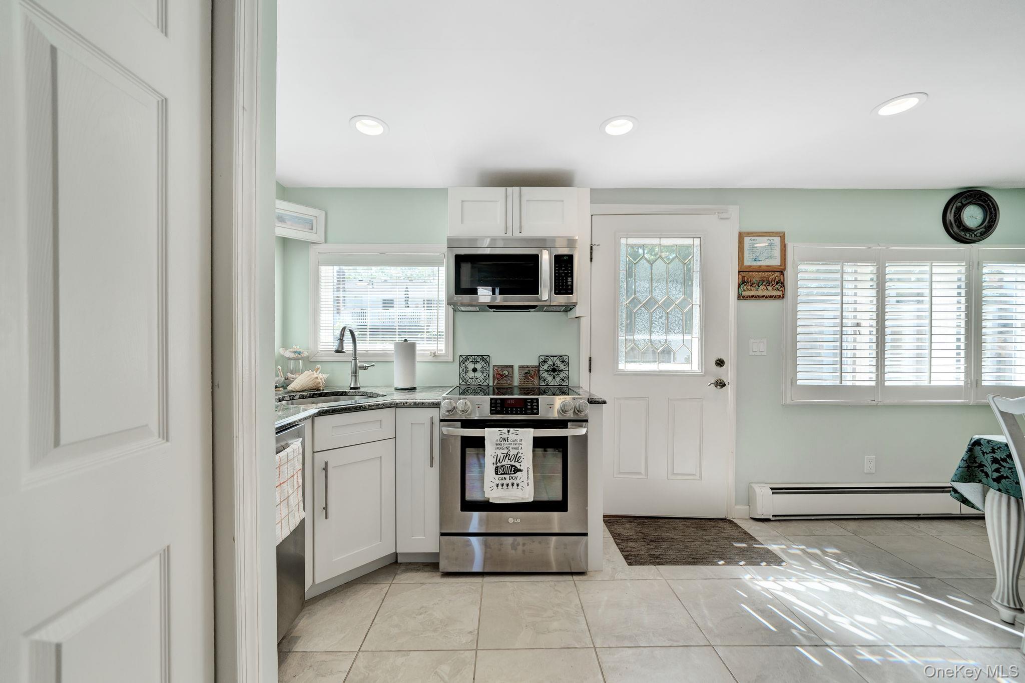 113 N Lewis Avenue – For Sale photo 24