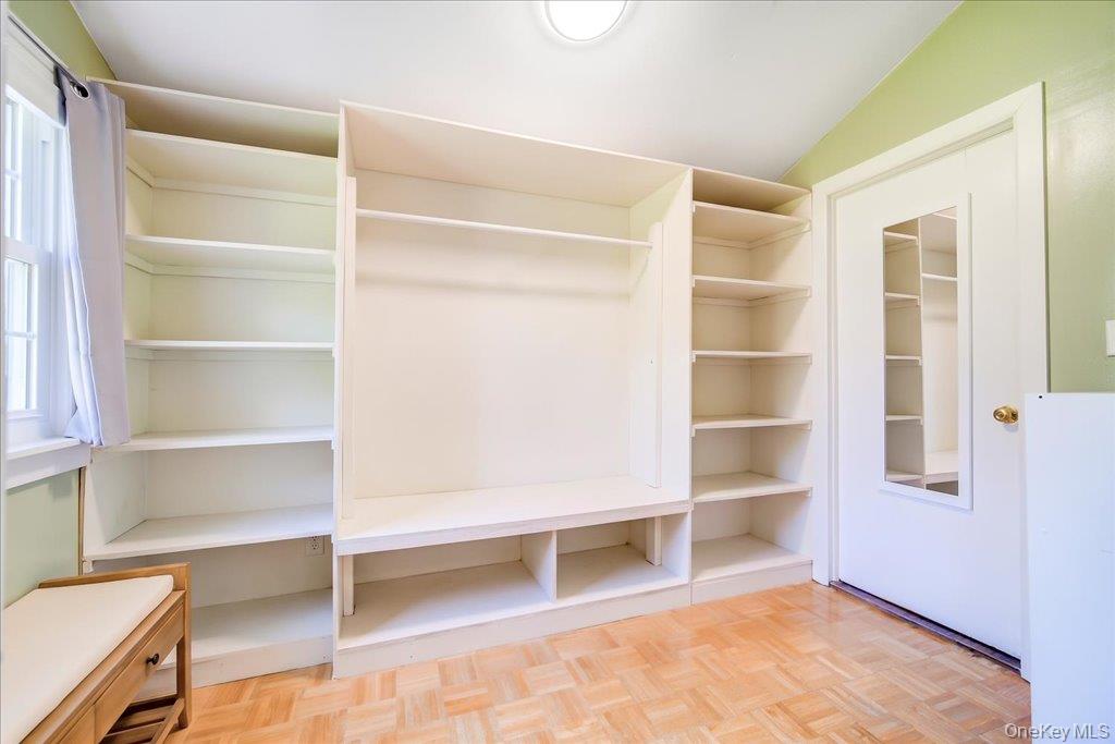 51 Weeks Avenue – For Sale photo 15