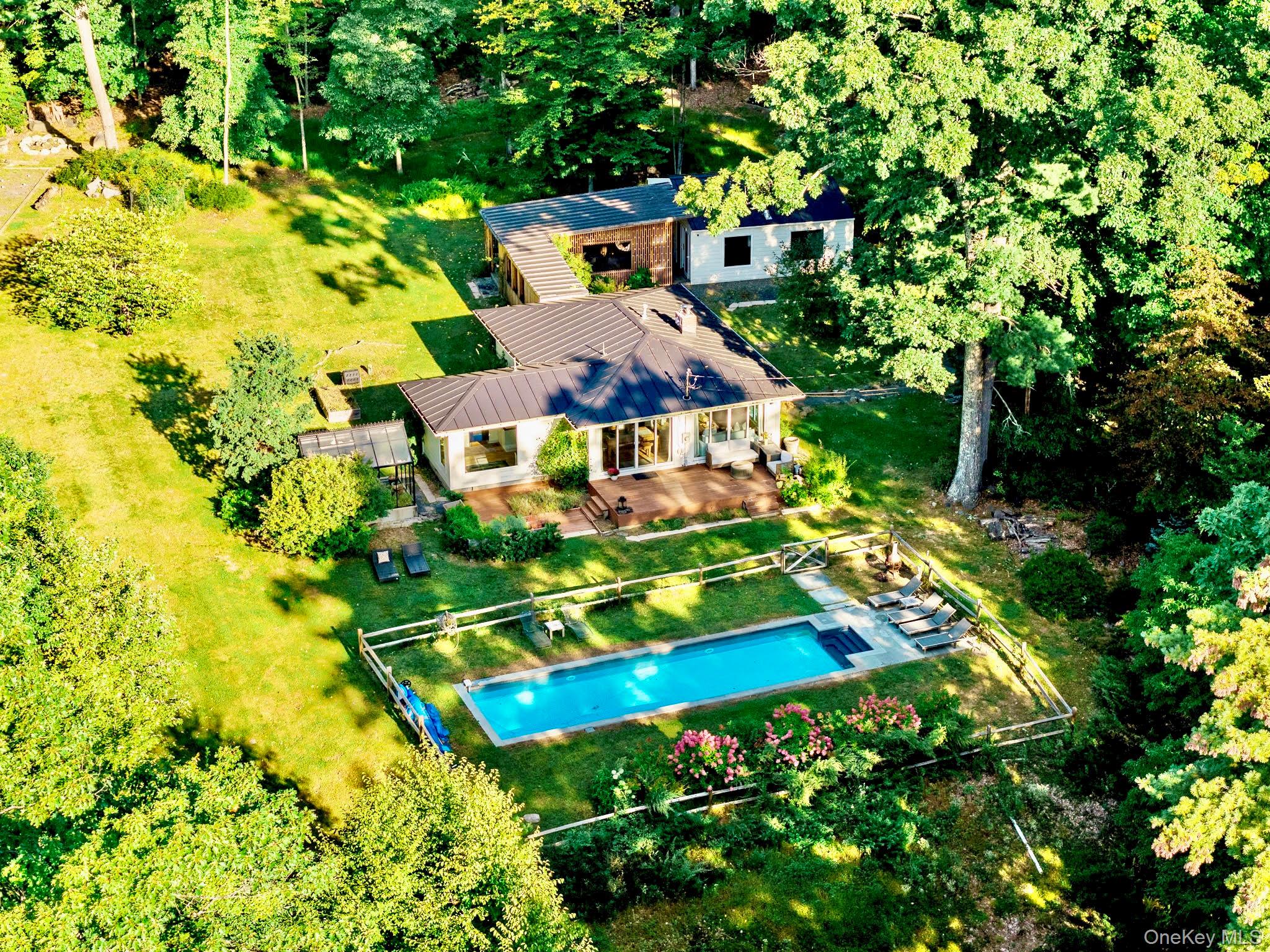 169 Rocky Mountain Road – For Sale