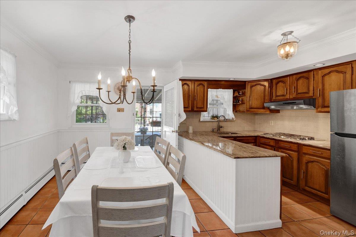 2521 Hollers Avenue – For Sale photo 8