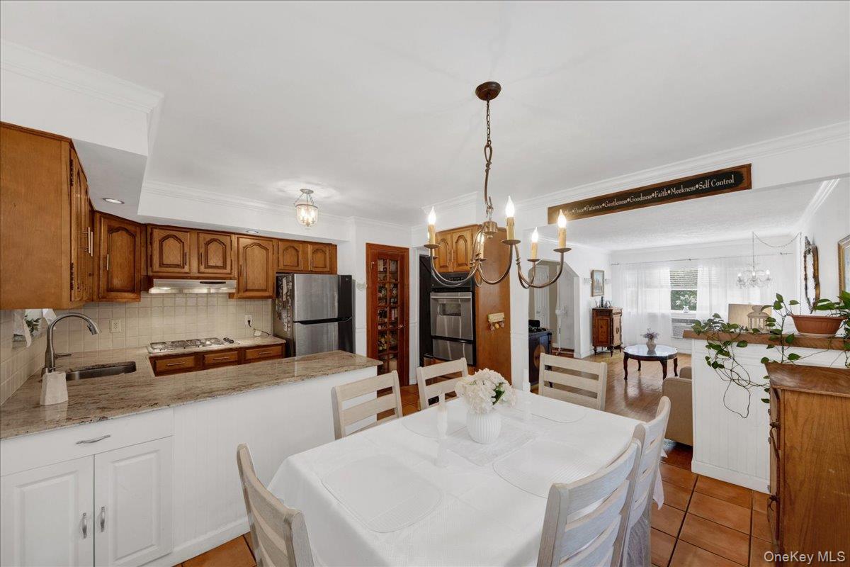 2521 Hollers Avenue – For Sale photo 9