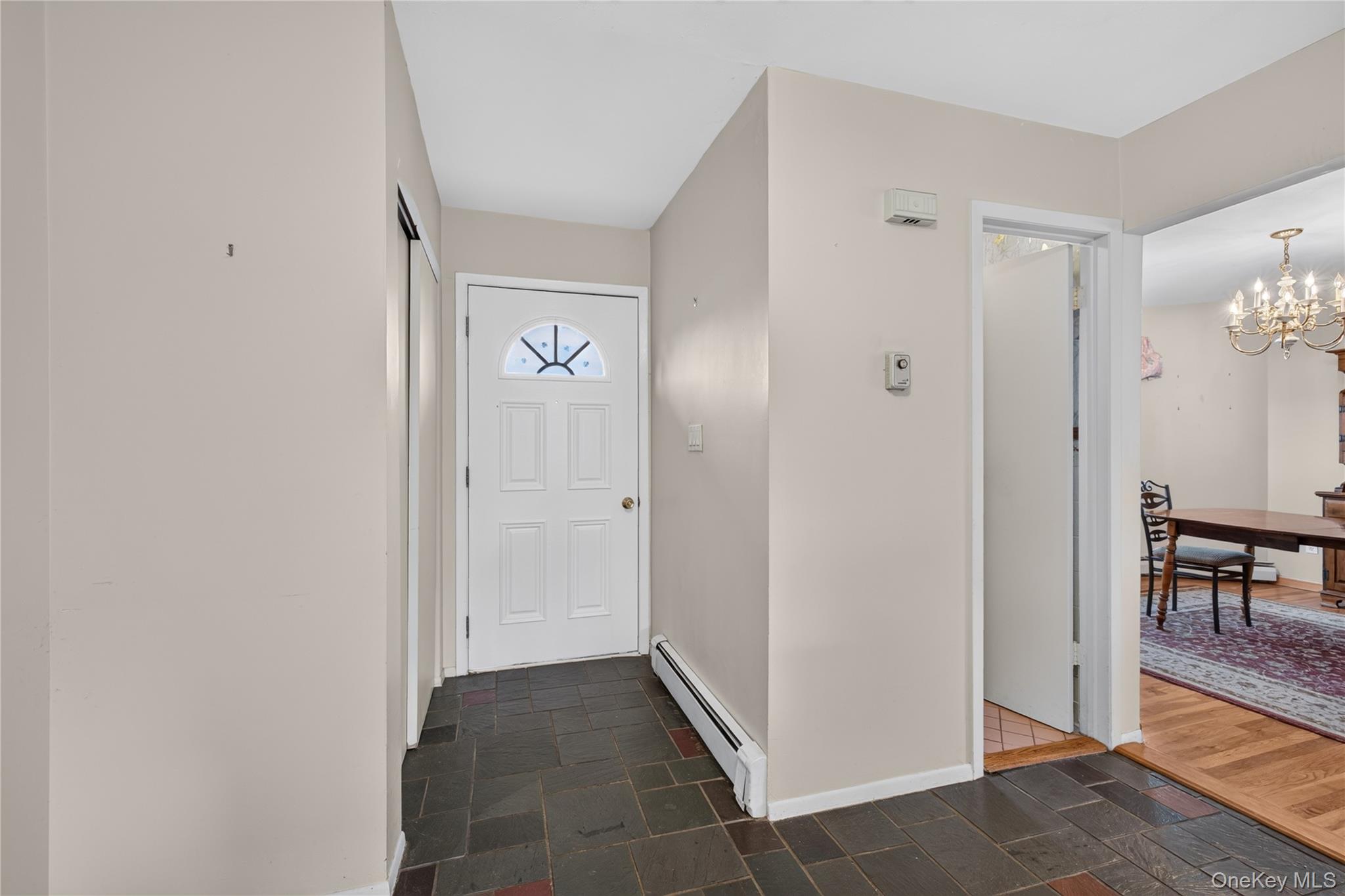 15 Country Court – For Sale photo 6