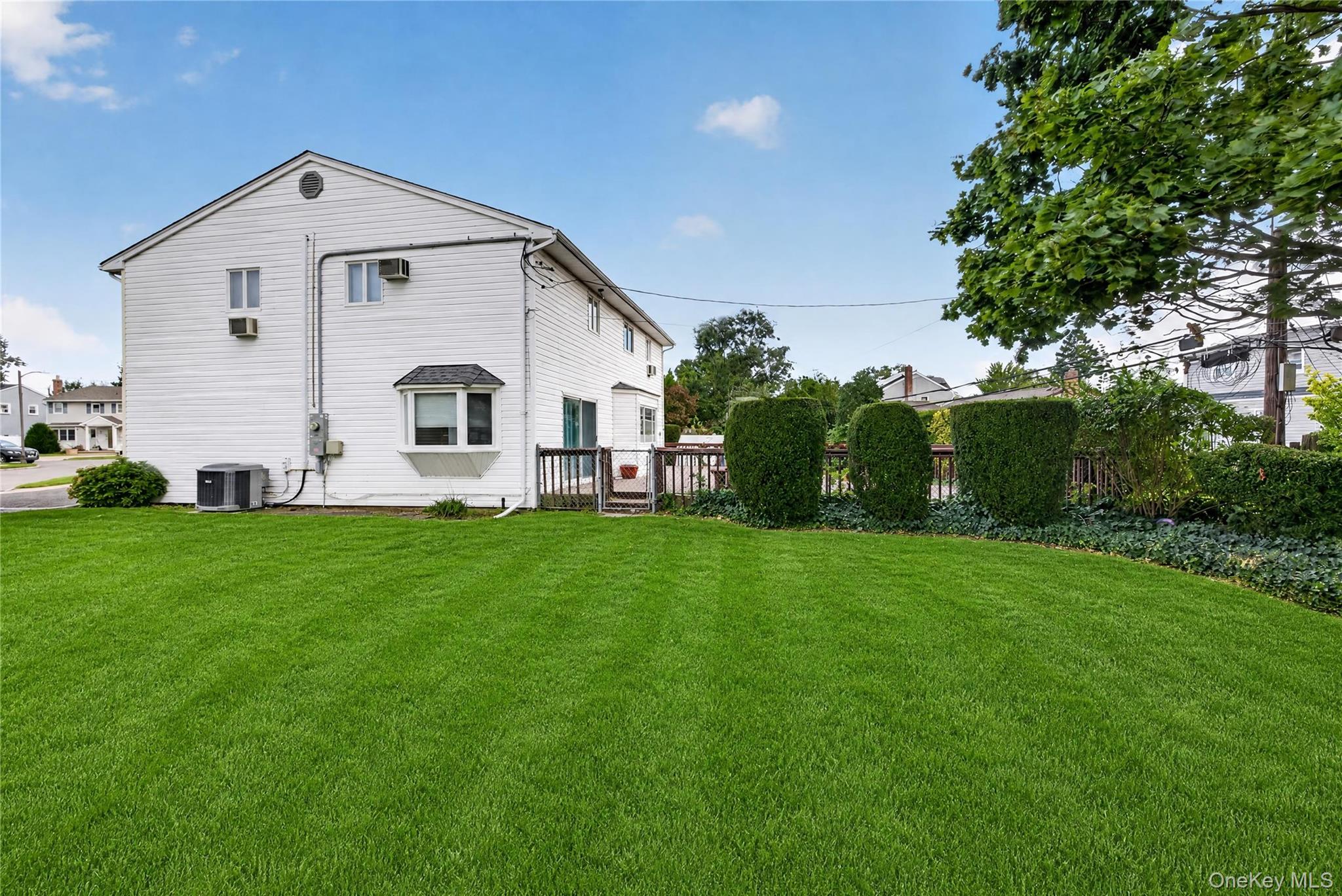 15 Country Court – For Sale photo 4