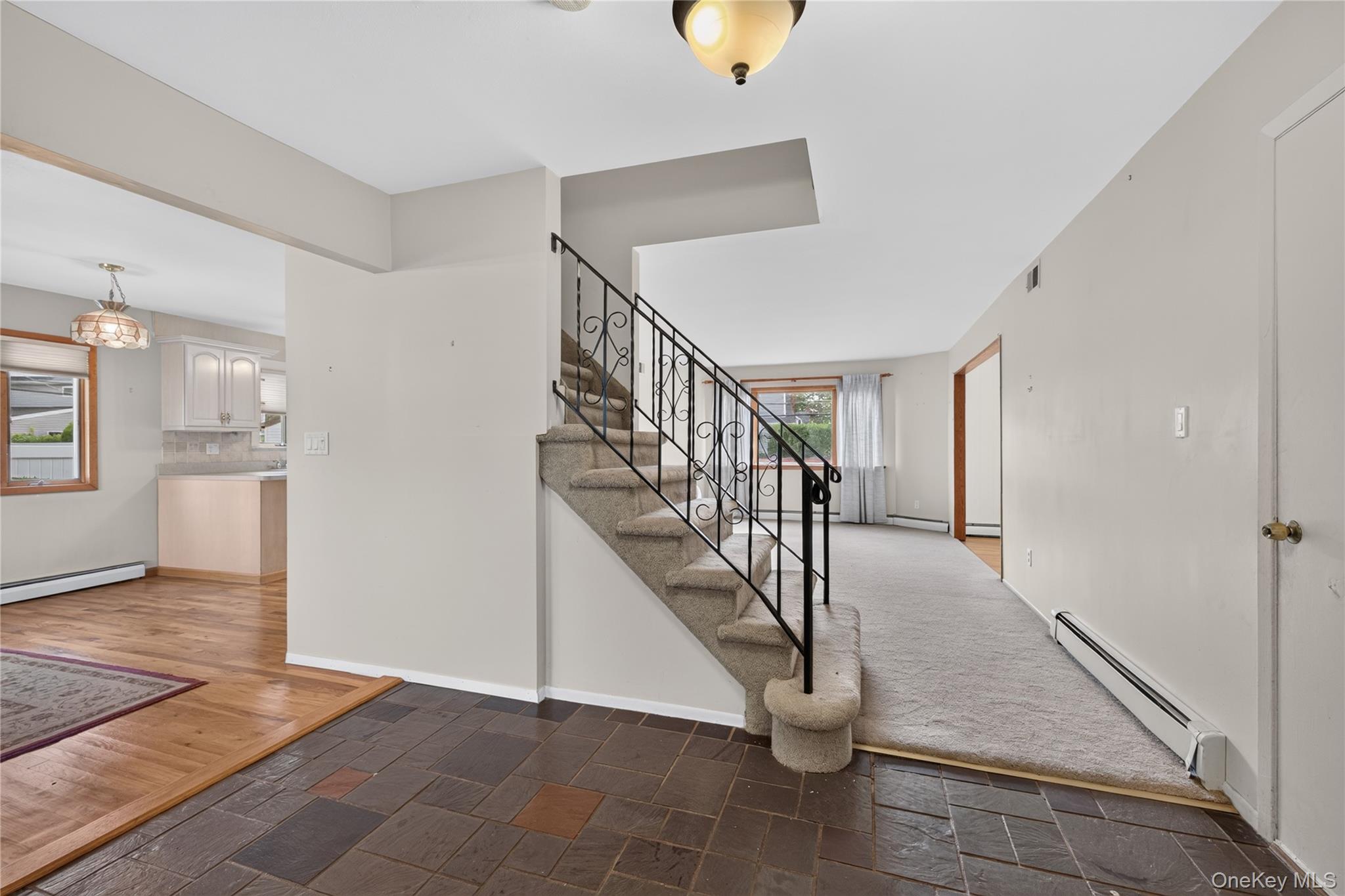 15 Country Court – For Sale photo 7