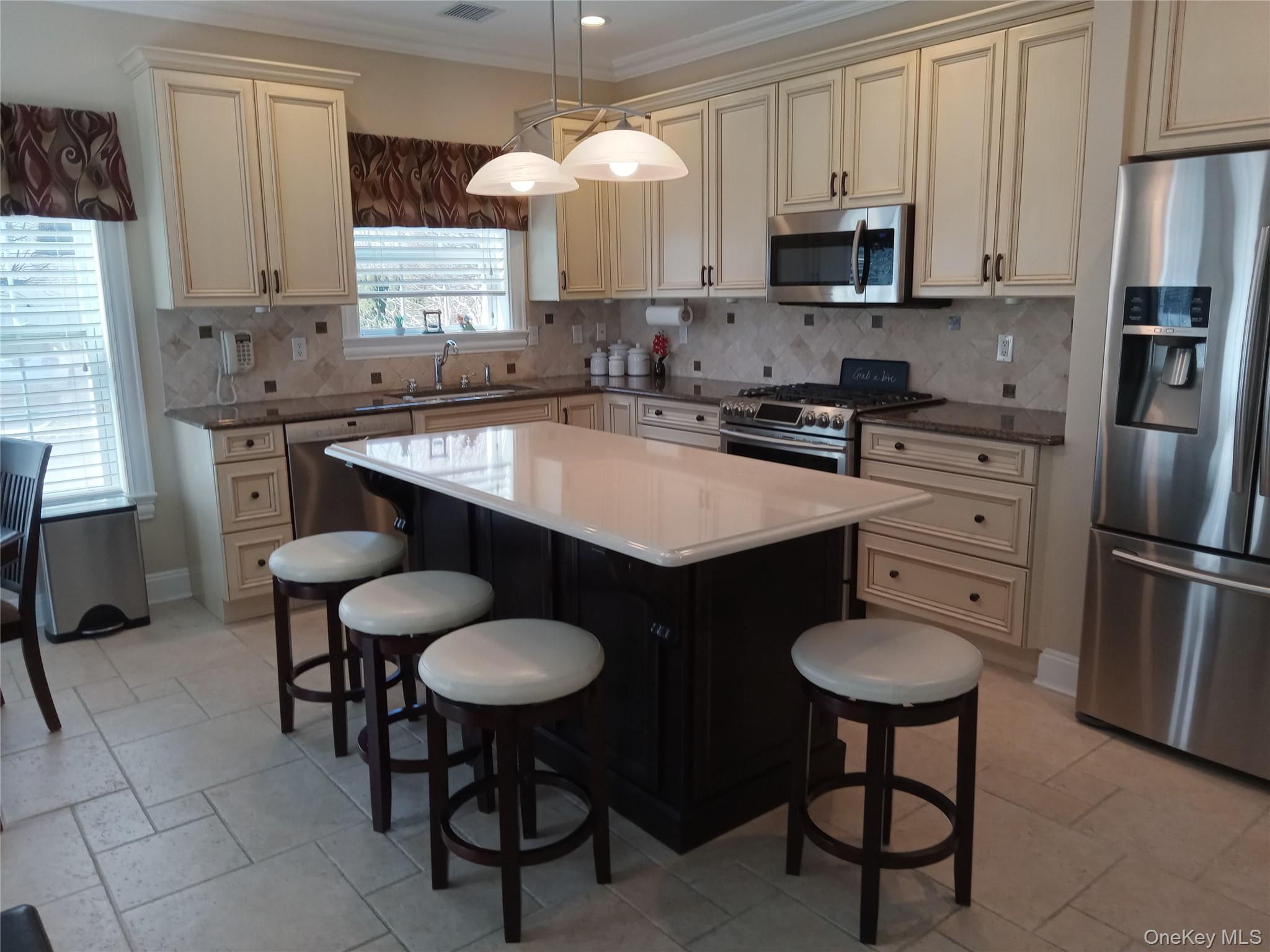 29 Golden Spruce Drive – For Sale photo 9
