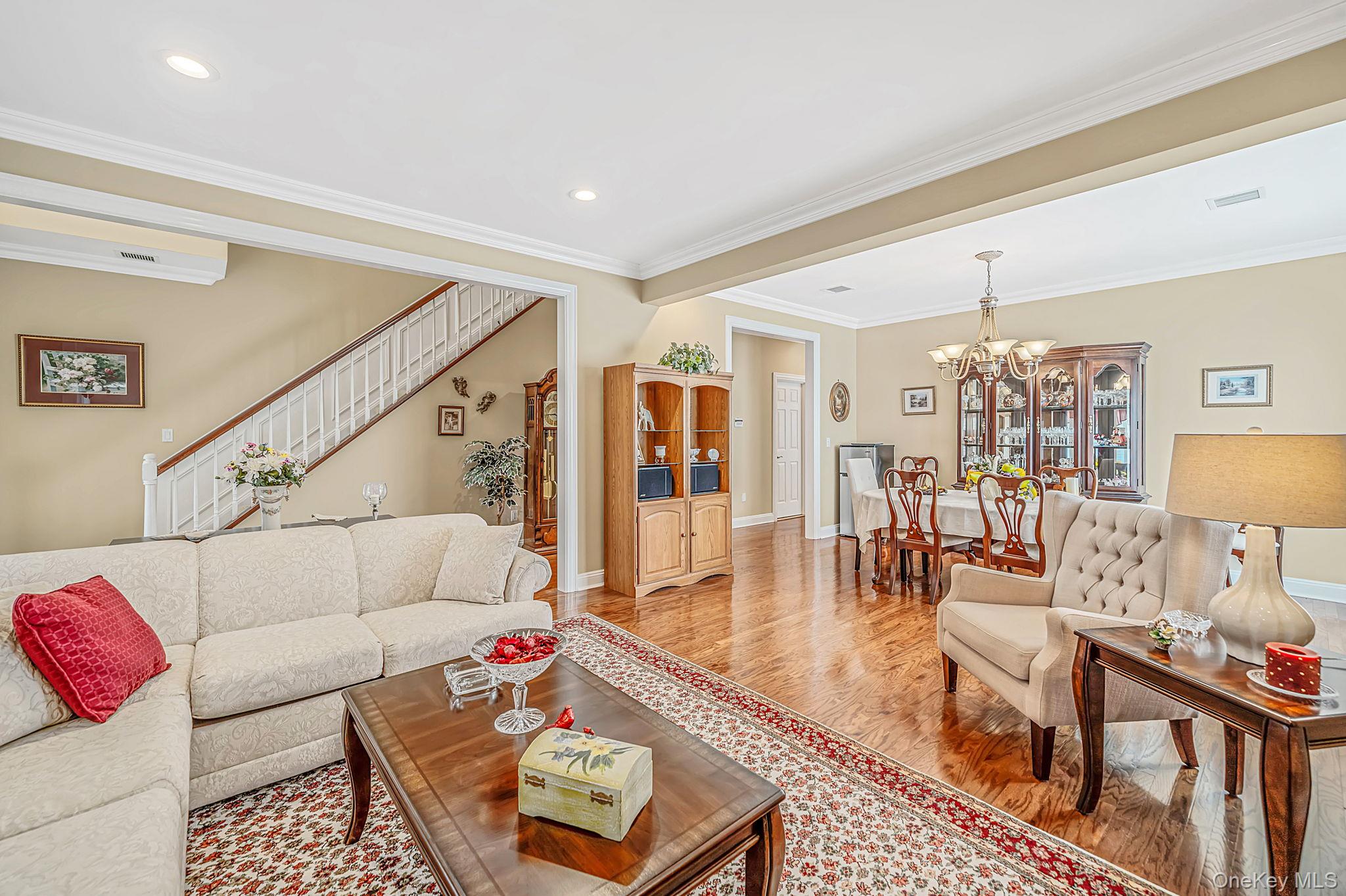 29 Golden Spruce Drive – For Sale photo 12