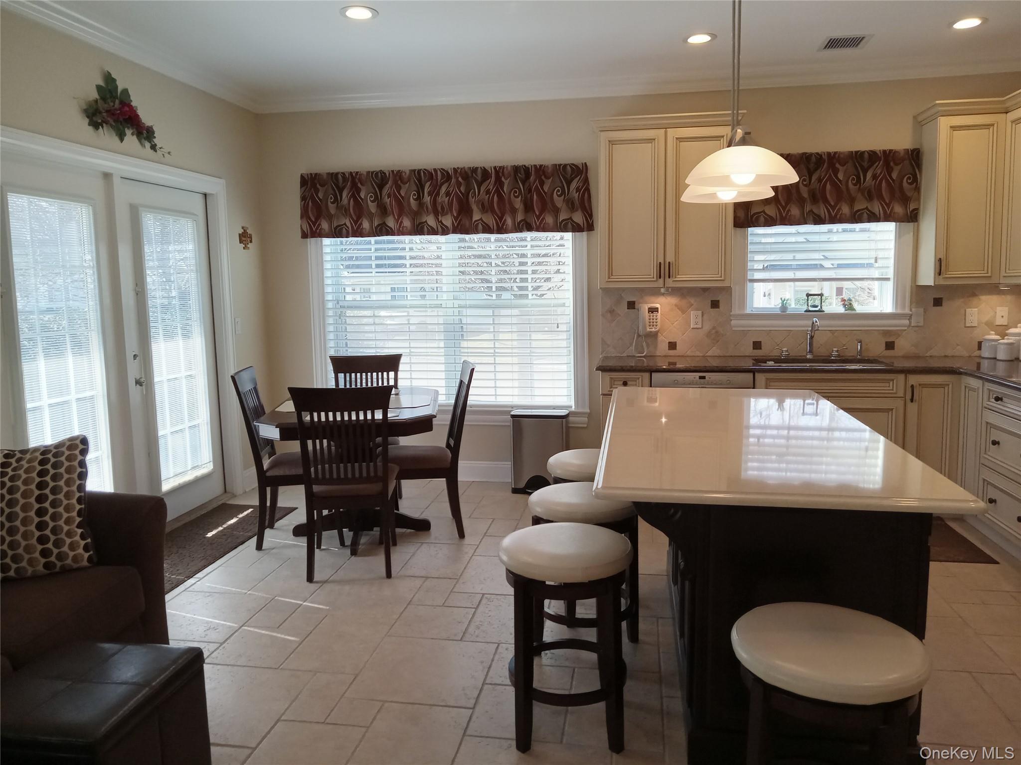 29 Golden Spruce Drive – For Sale photo 7