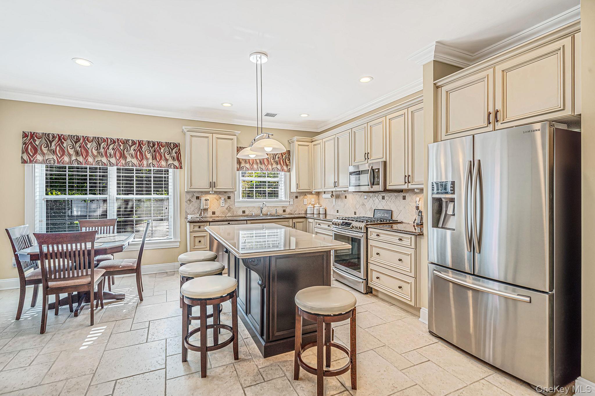 29 Golden Spruce Drive – For Sale photo 15