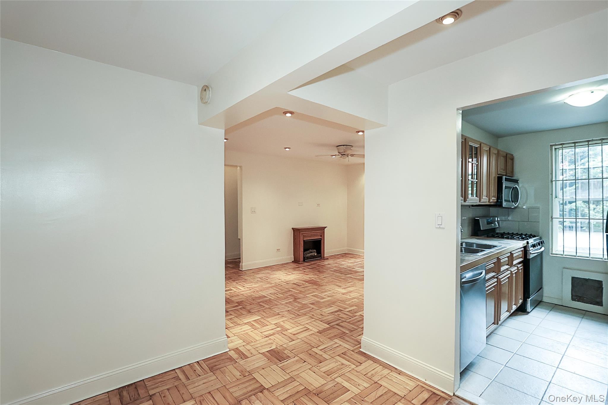 7510 Yellowstone Boulevard, Unit 2C photo 9