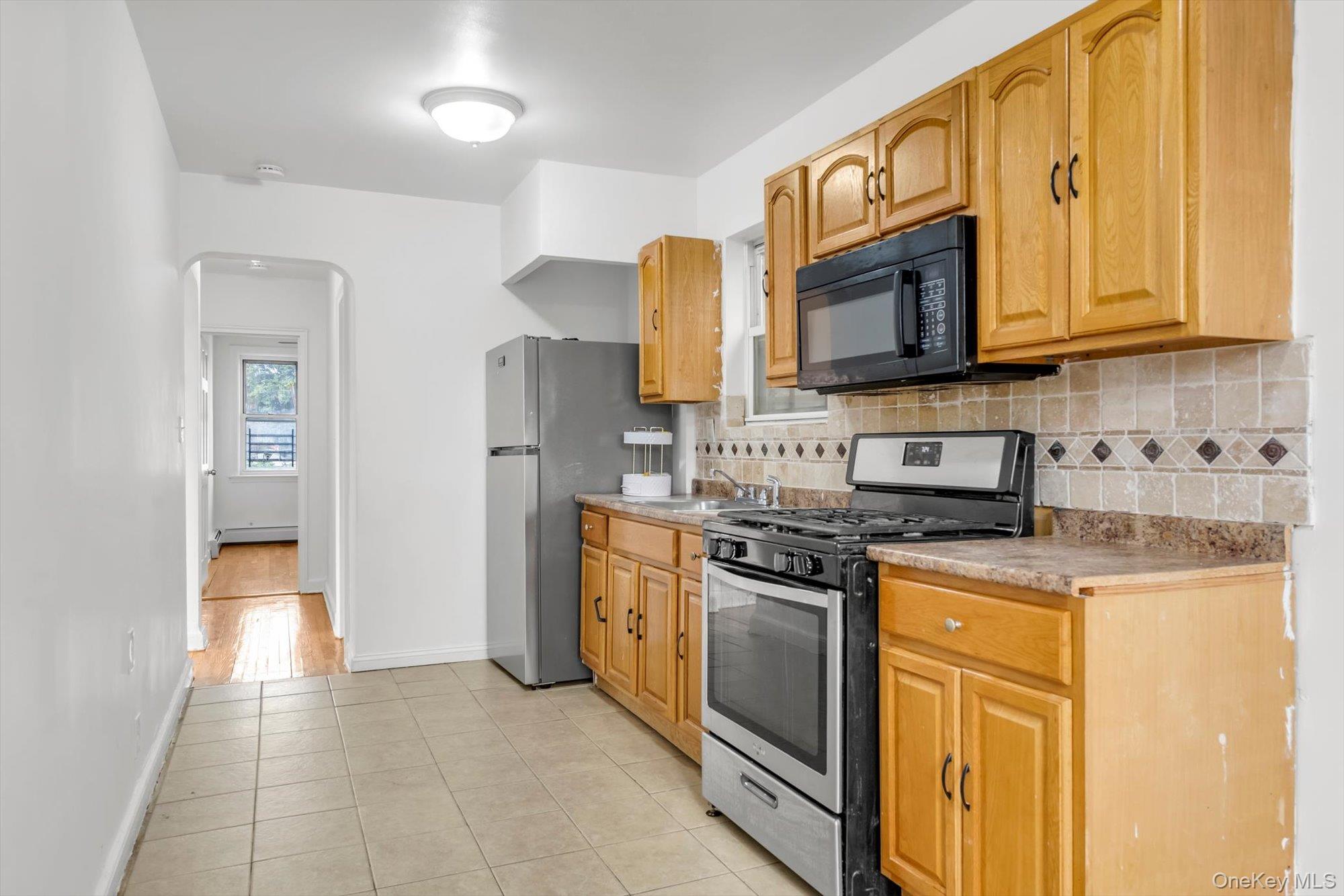 1609 Colden Avenue – For Sale photo 5