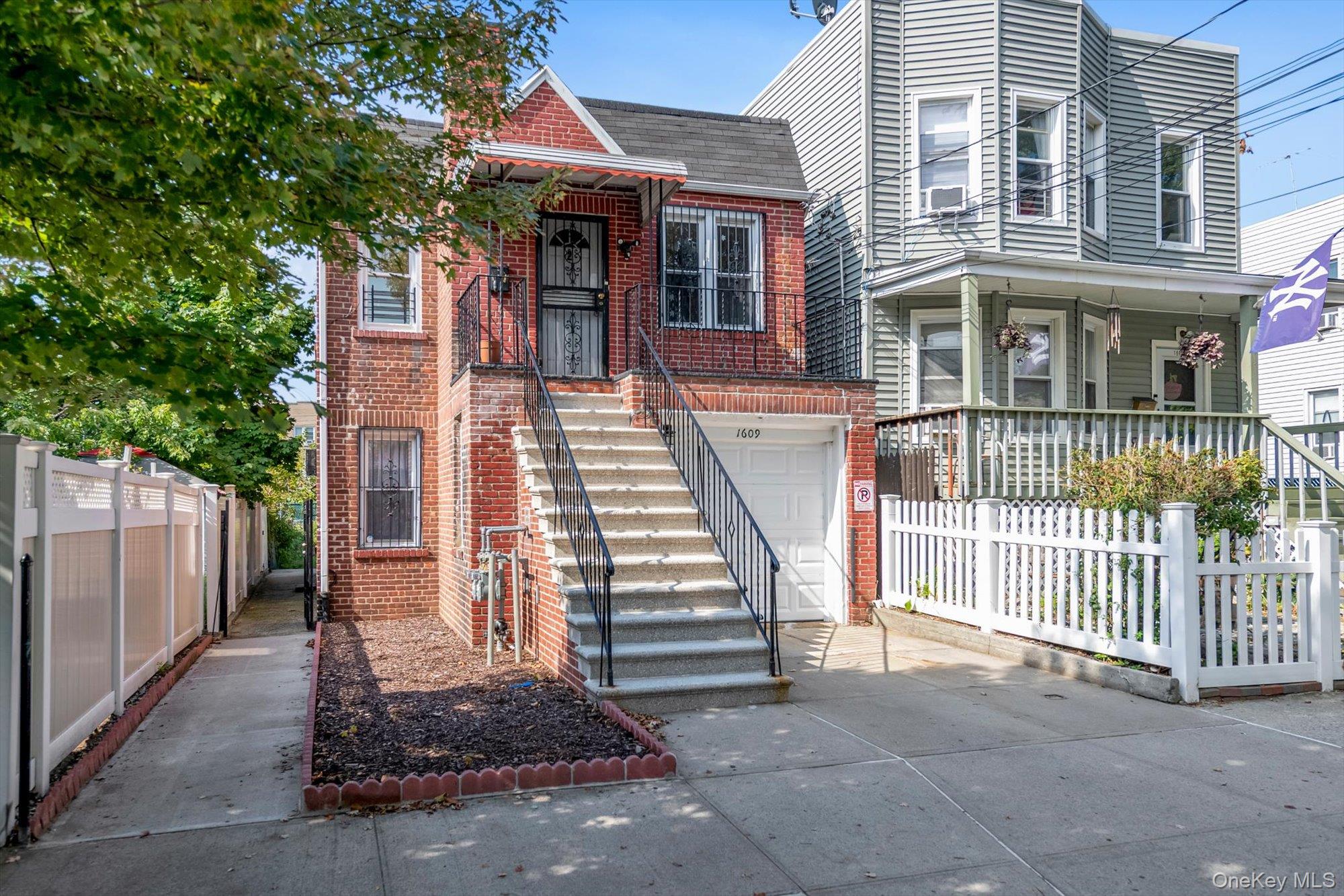 1609 Colden Avenue – For Sale photo 2