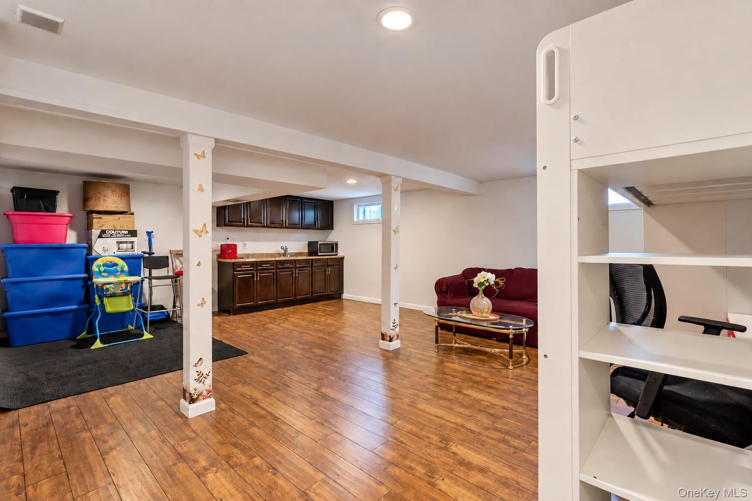 561 Parker Avenue – For Sale photo 17
