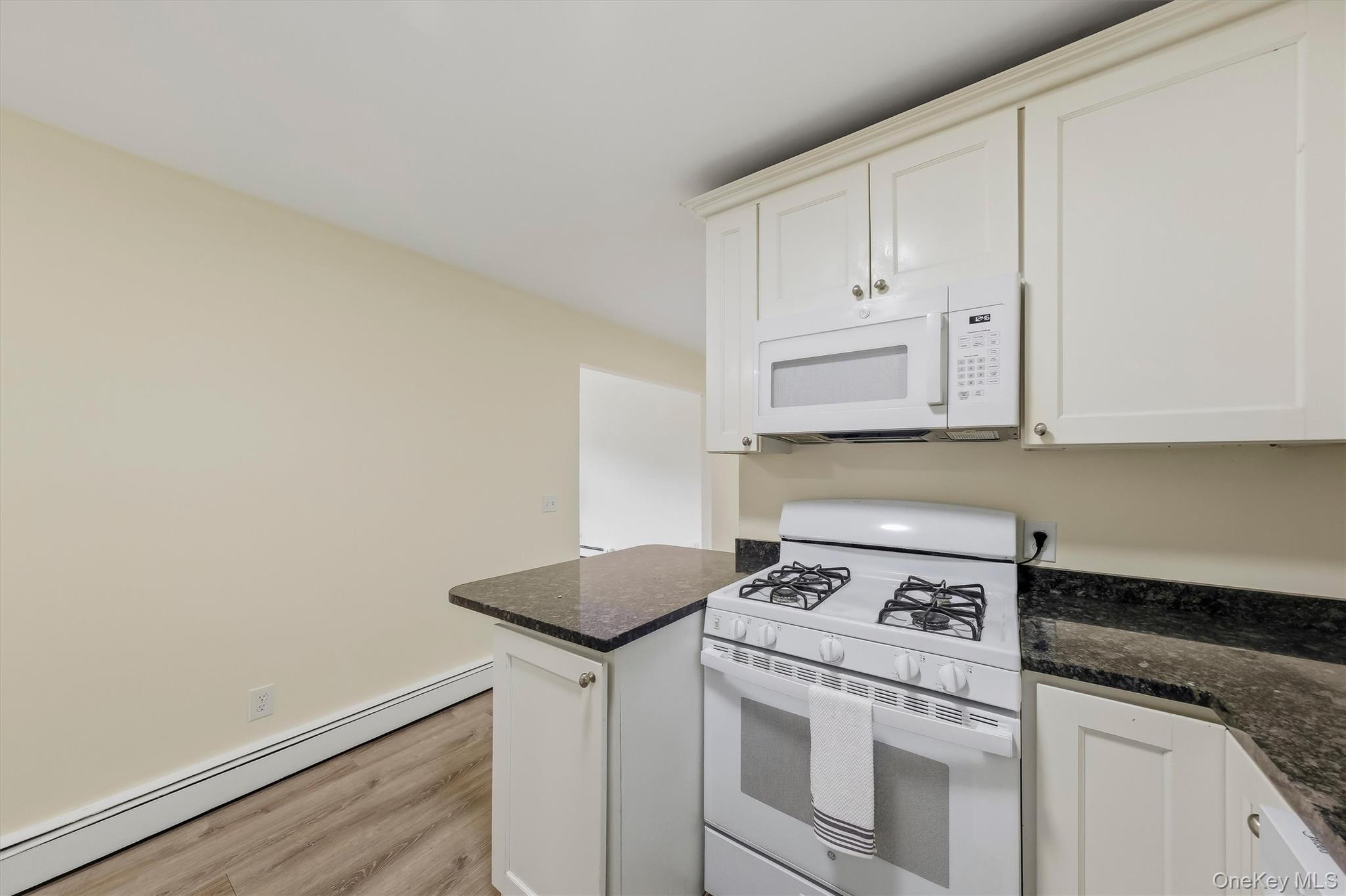 1668 Route 9, Unit 3H photo 12