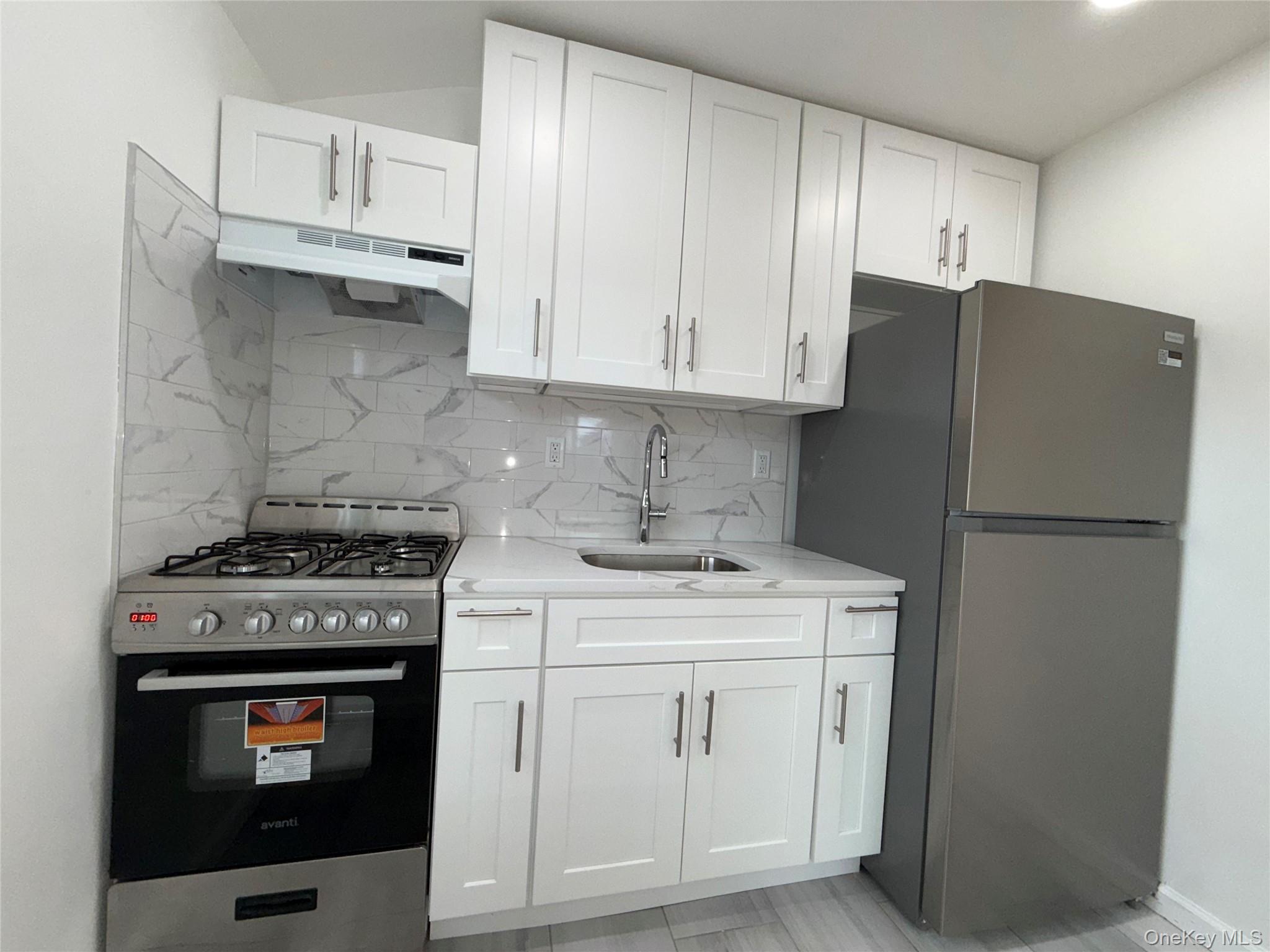 69-41 Burchell Avenue, Unit 2 photo 9