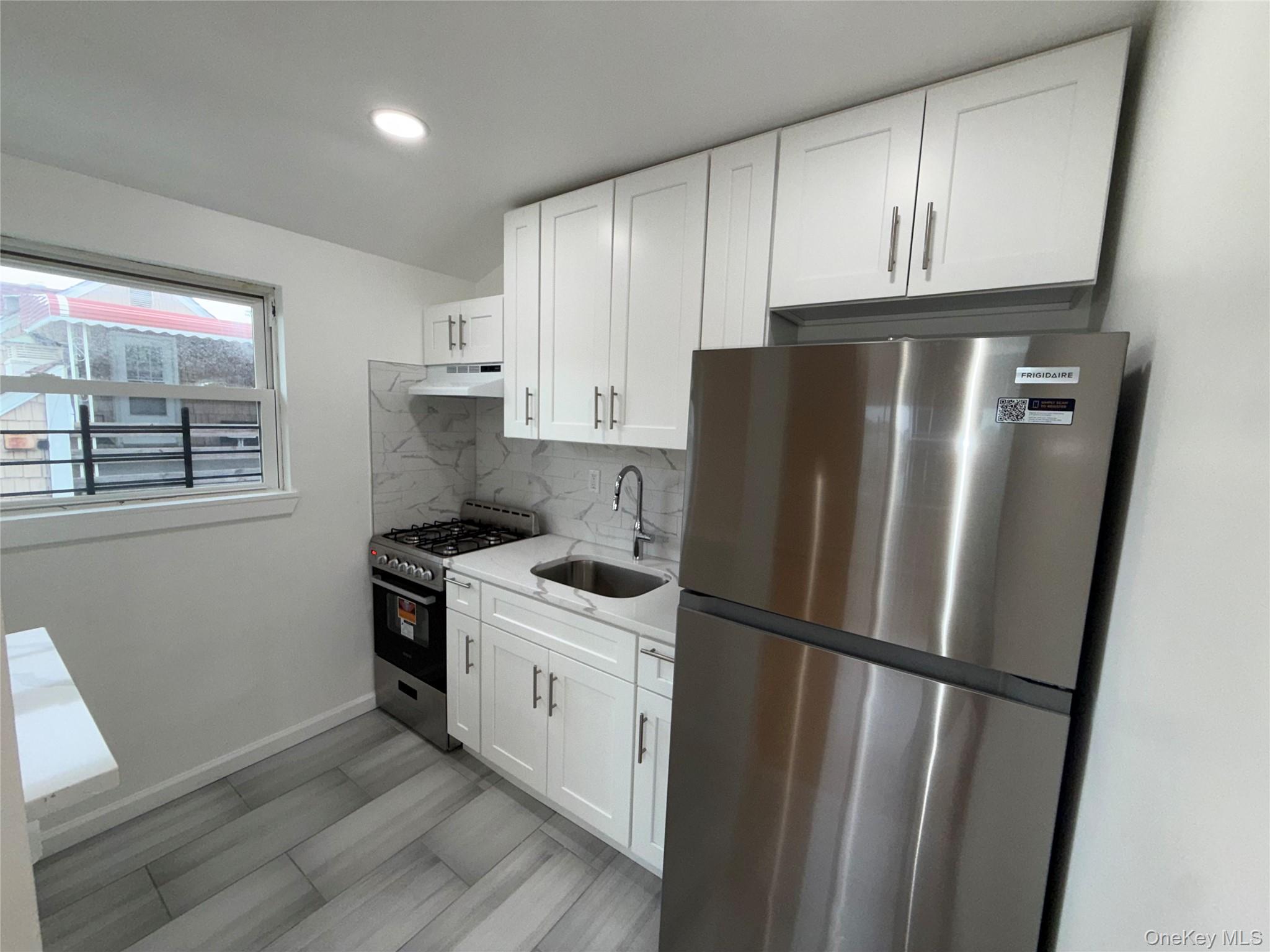 69-41 Burchell Avenue, Unit 2 photo 7