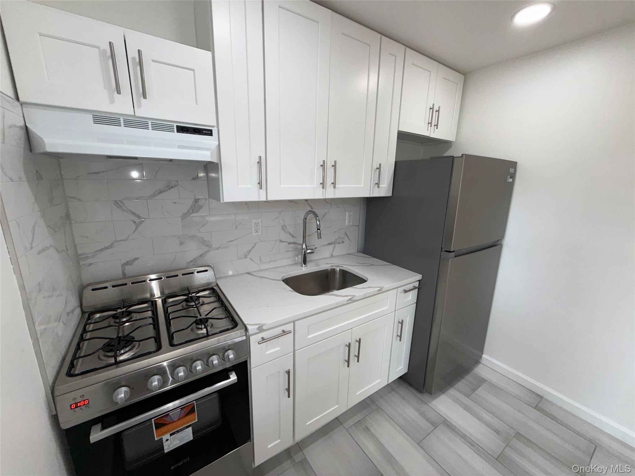 69-41 Burchell Avenue, Unit 2 photo 11