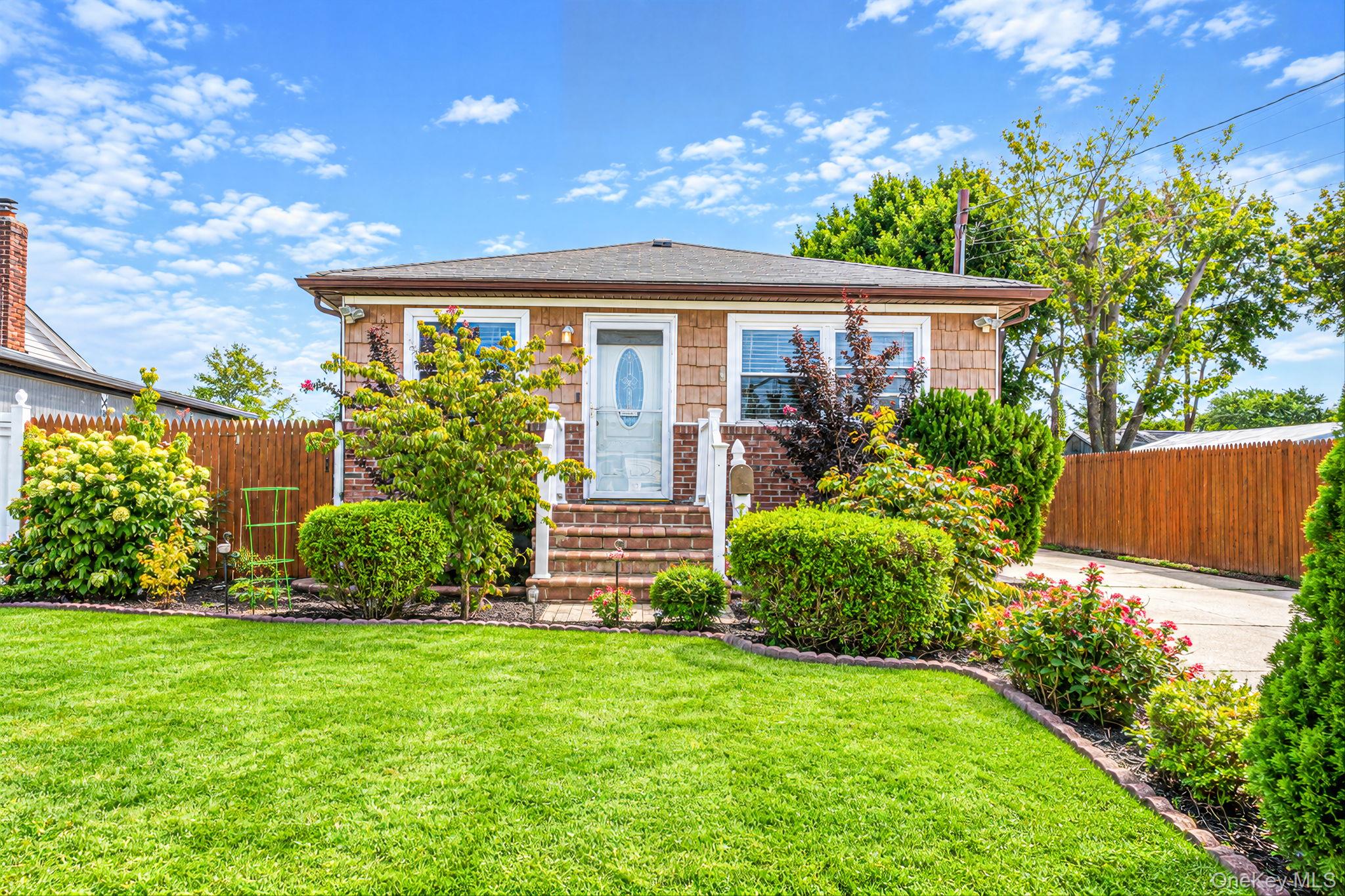 58 Morton Street – For Sale