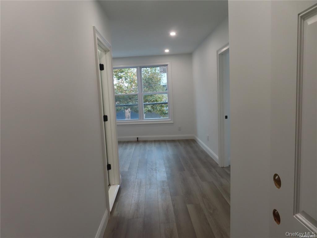91 Deer Park, Apt #2 Avenue, Unit 2 photo 2