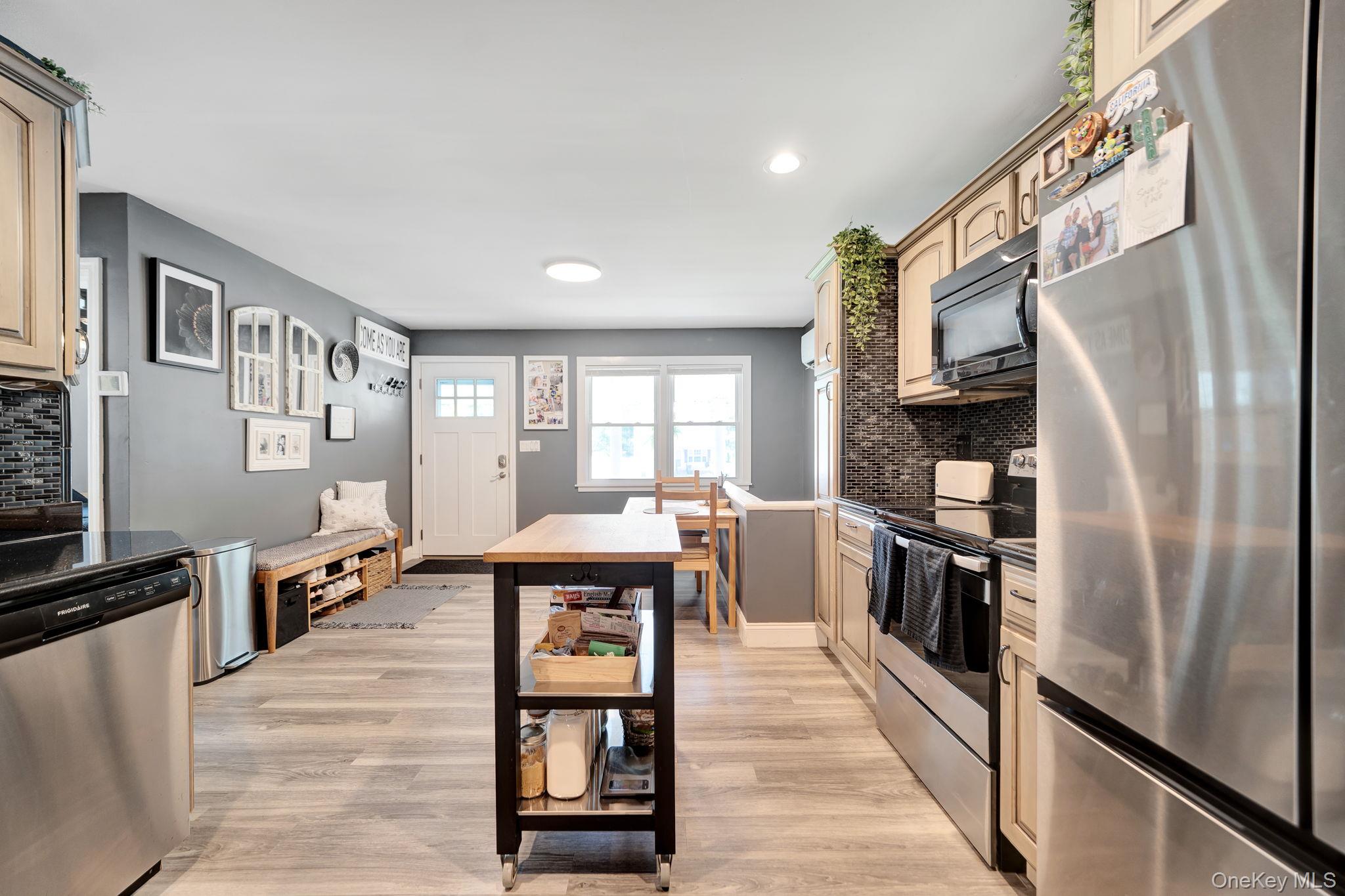 154 W End Avenue – For Sale photo 13
