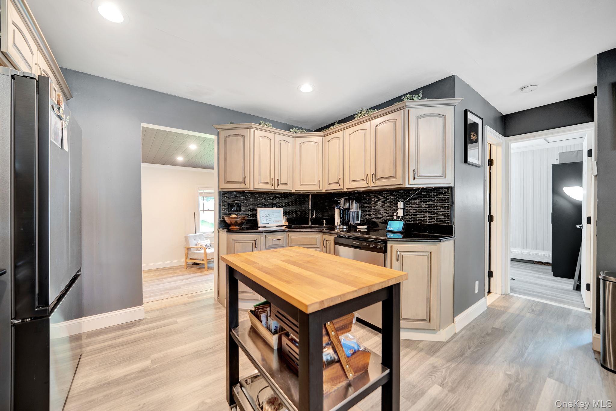 154 W End Avenue – For Sale photo 22