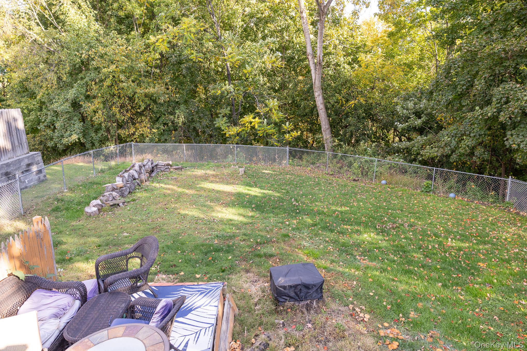 102 Sproat Street – For Sale photo 39