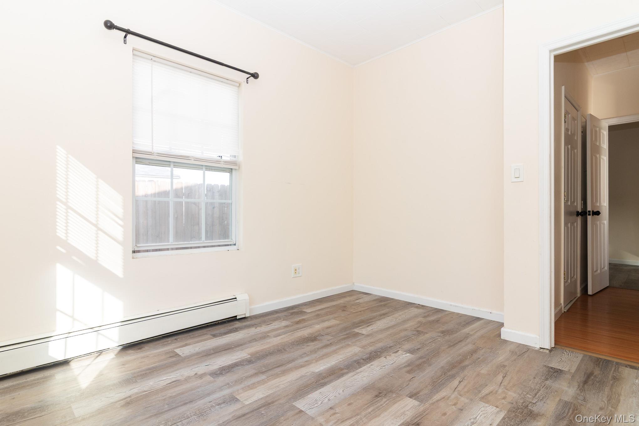 102 Sproat Street – For Sale photo 33