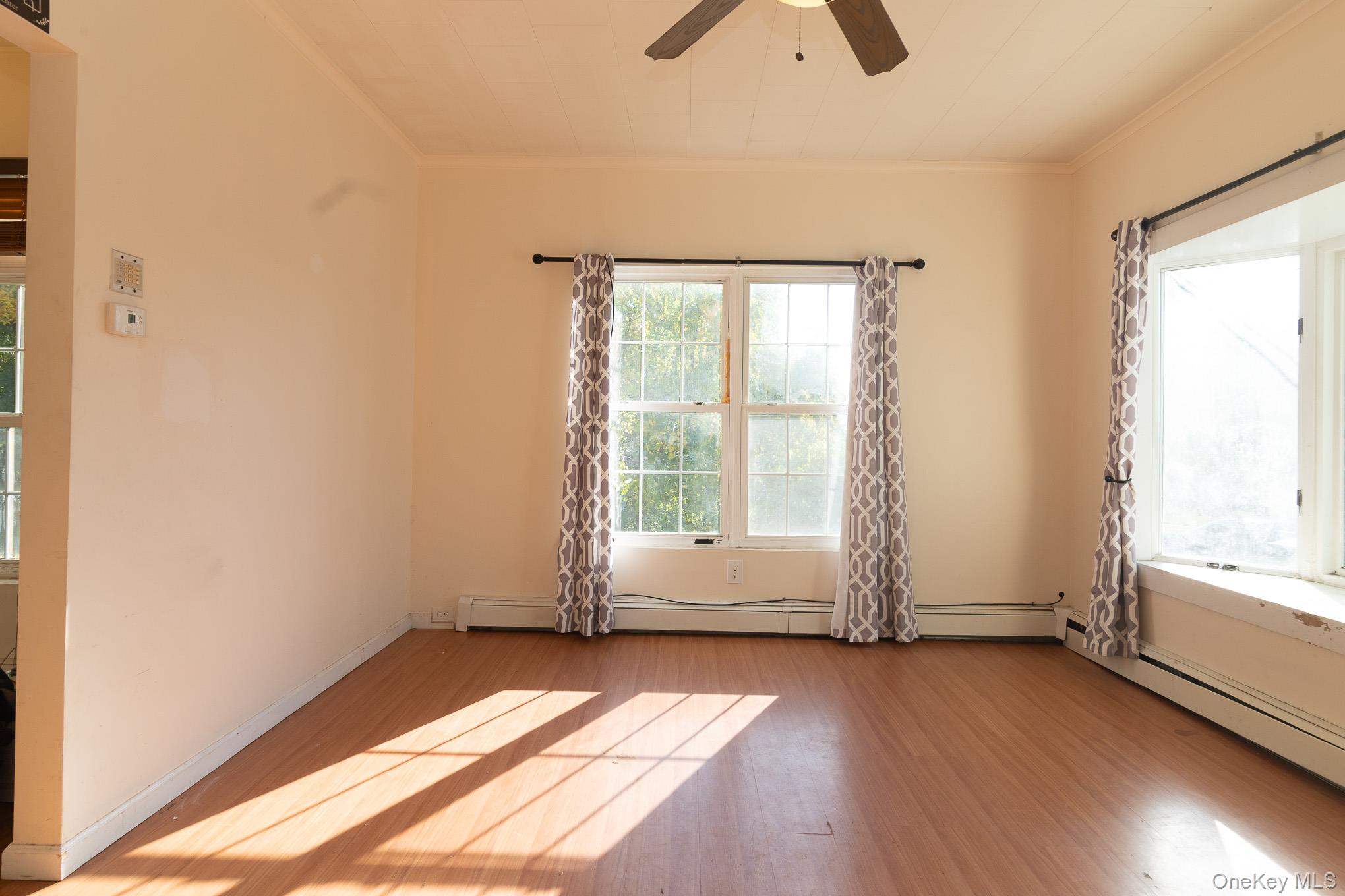 102 Sproat Street – For Sale photo 12