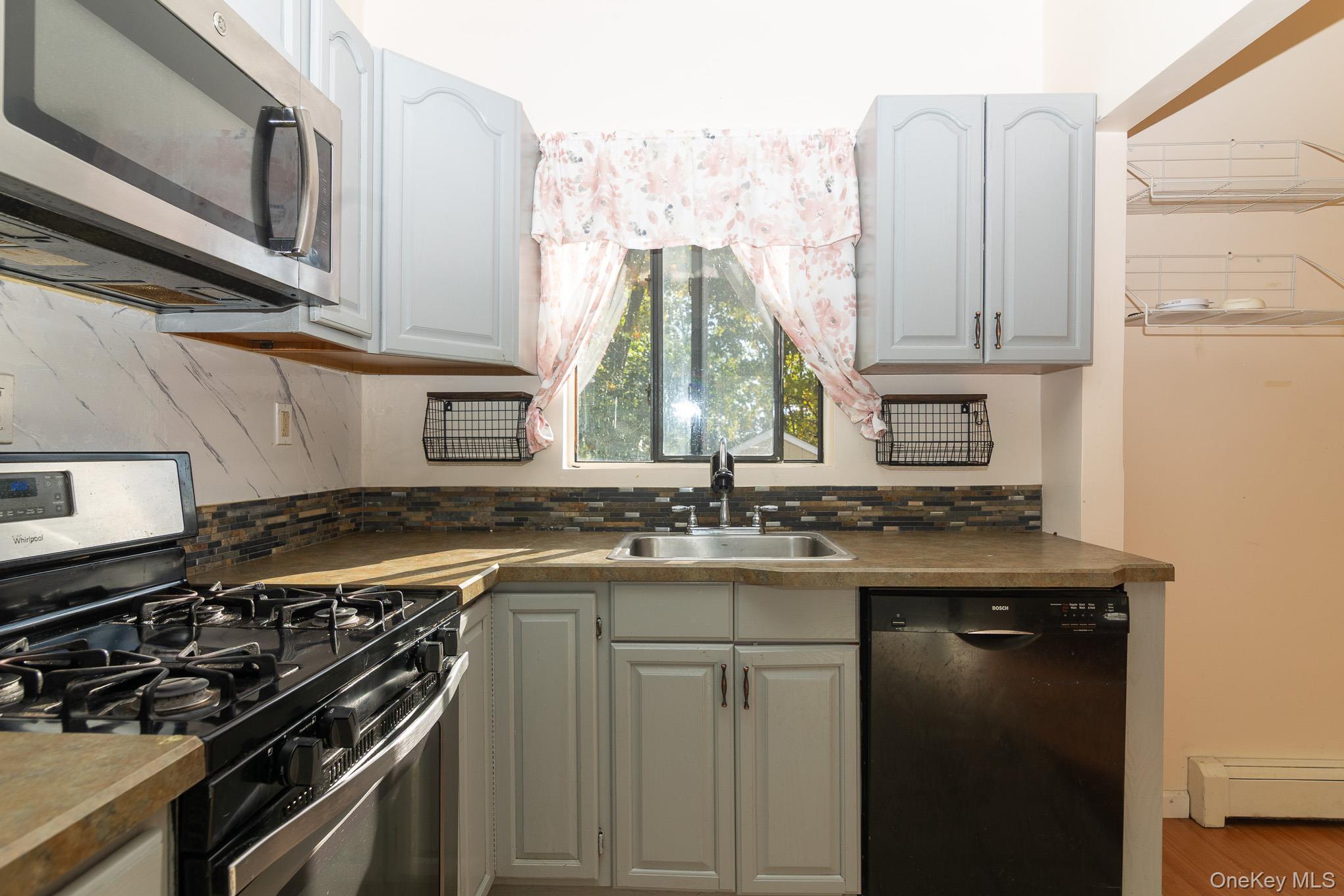 102 Sproat Street – For Sale photo 18