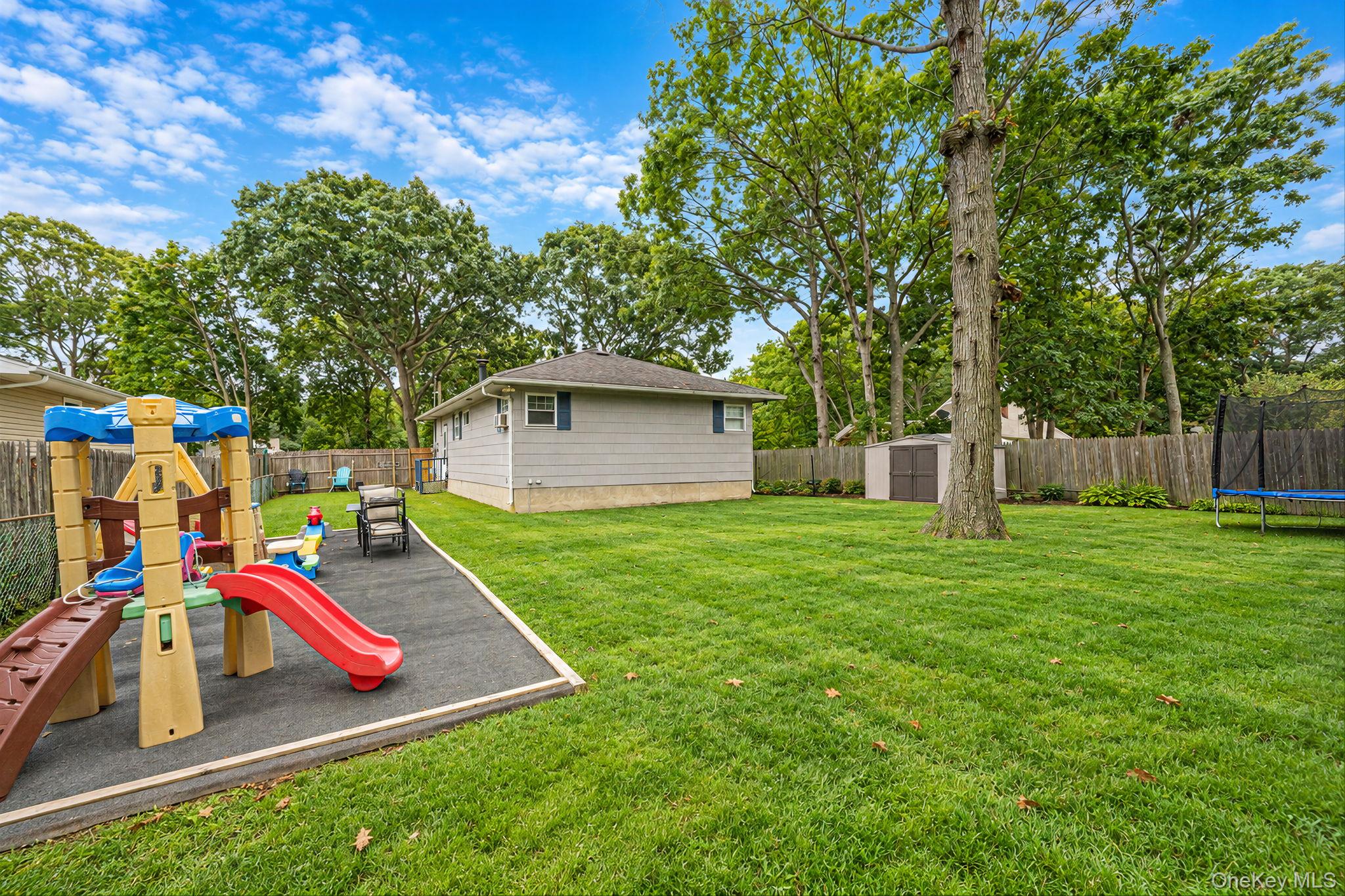 129 Shinnecock Avenue – For Sale photo 6