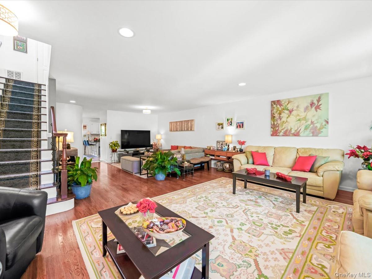 208 Hendrick Avenue E – For Sale photo 7